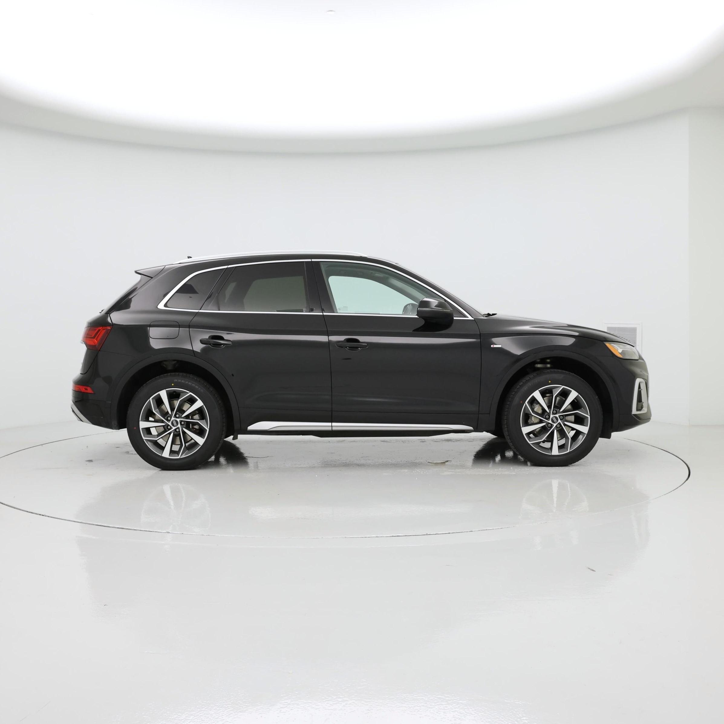 Thumbnail: 2023 Audi Q5 - 7