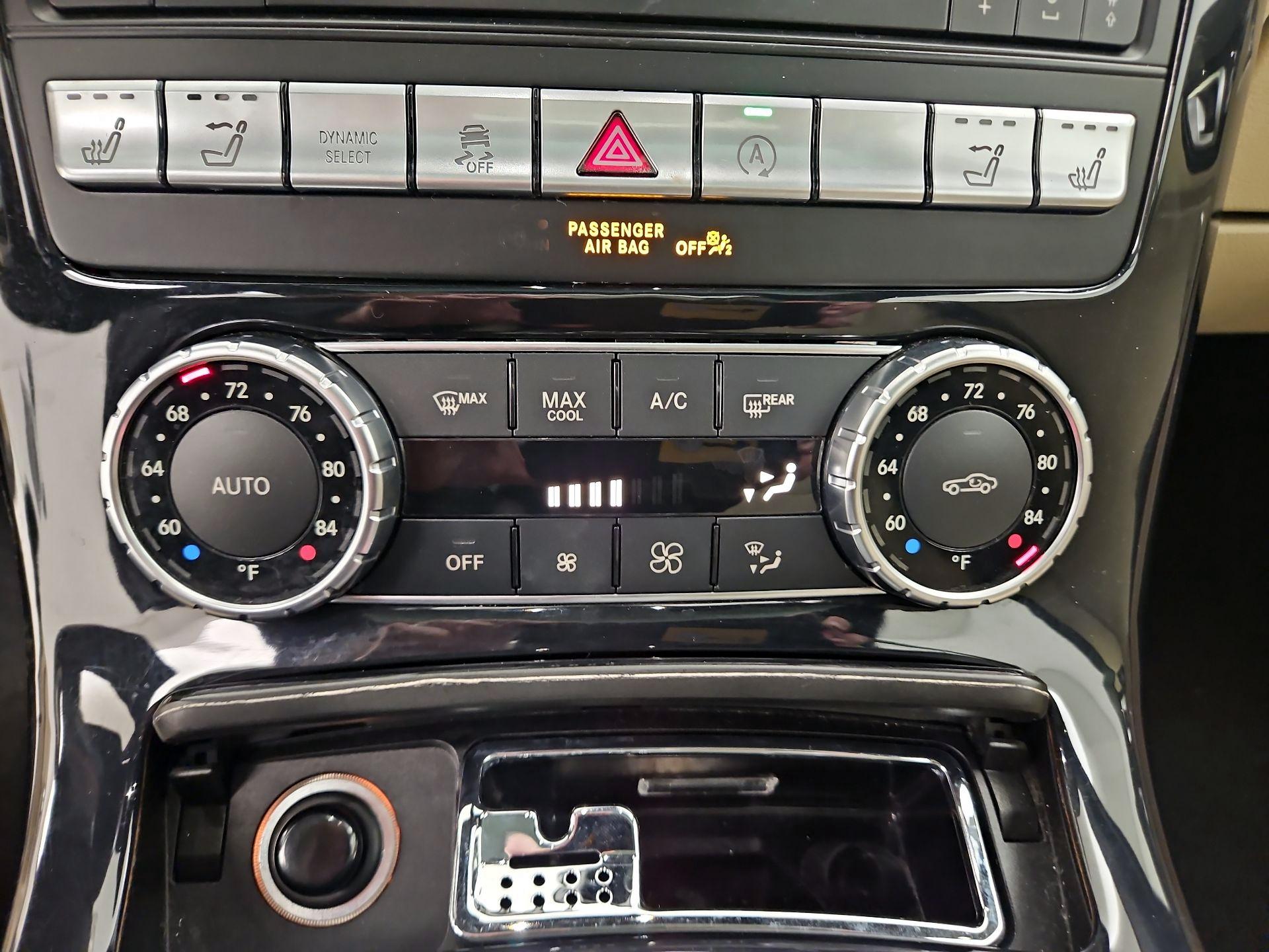 Thumbnail: 2020 Mercedes-Benz SLC - 16