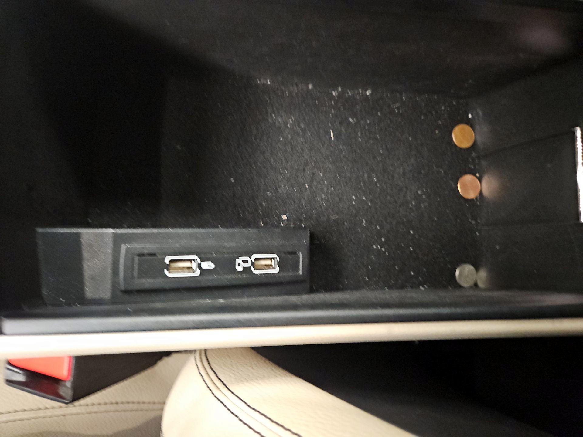 Thumbnail: 2020 Mercedes-Benz SLC - 18