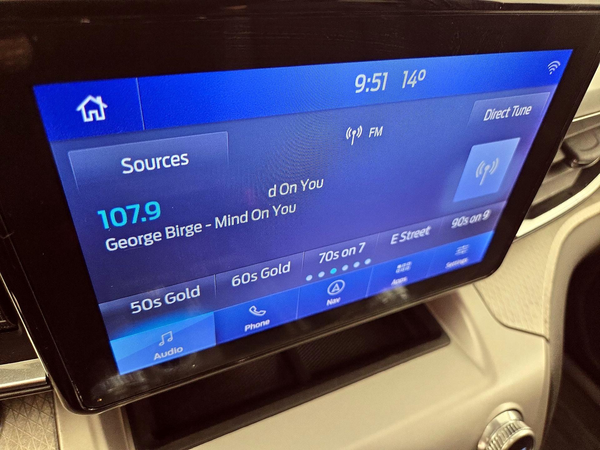 Thumbnail: 2022 Ford Explorer - 16