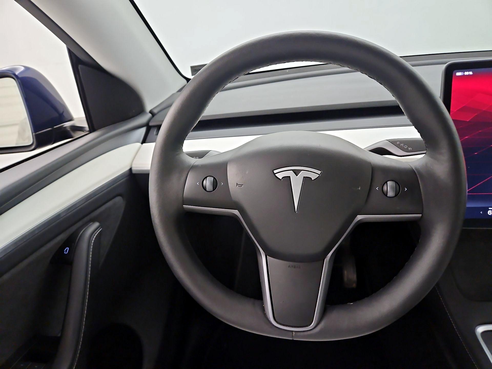 Thumbnail: 2024 Tesla Model Y - 10