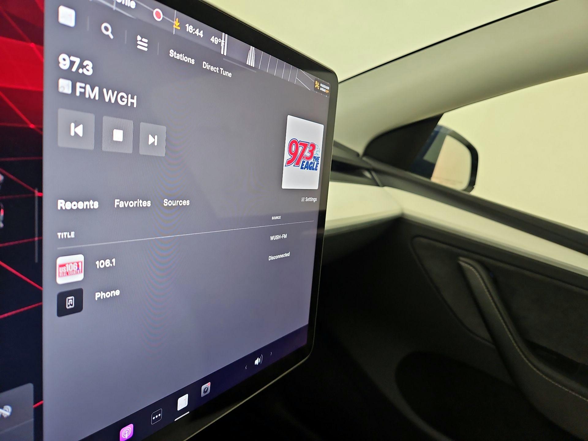 Thumbnail: 2024 Tesla Model Y - 15