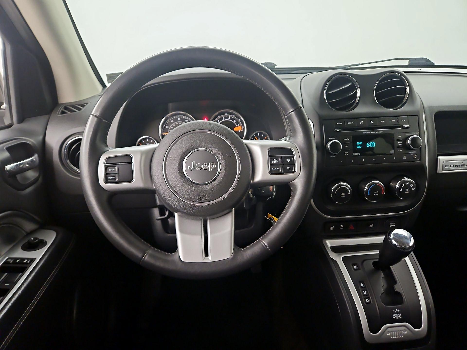 Thumbnail: 2015 Jeep Compass - 10