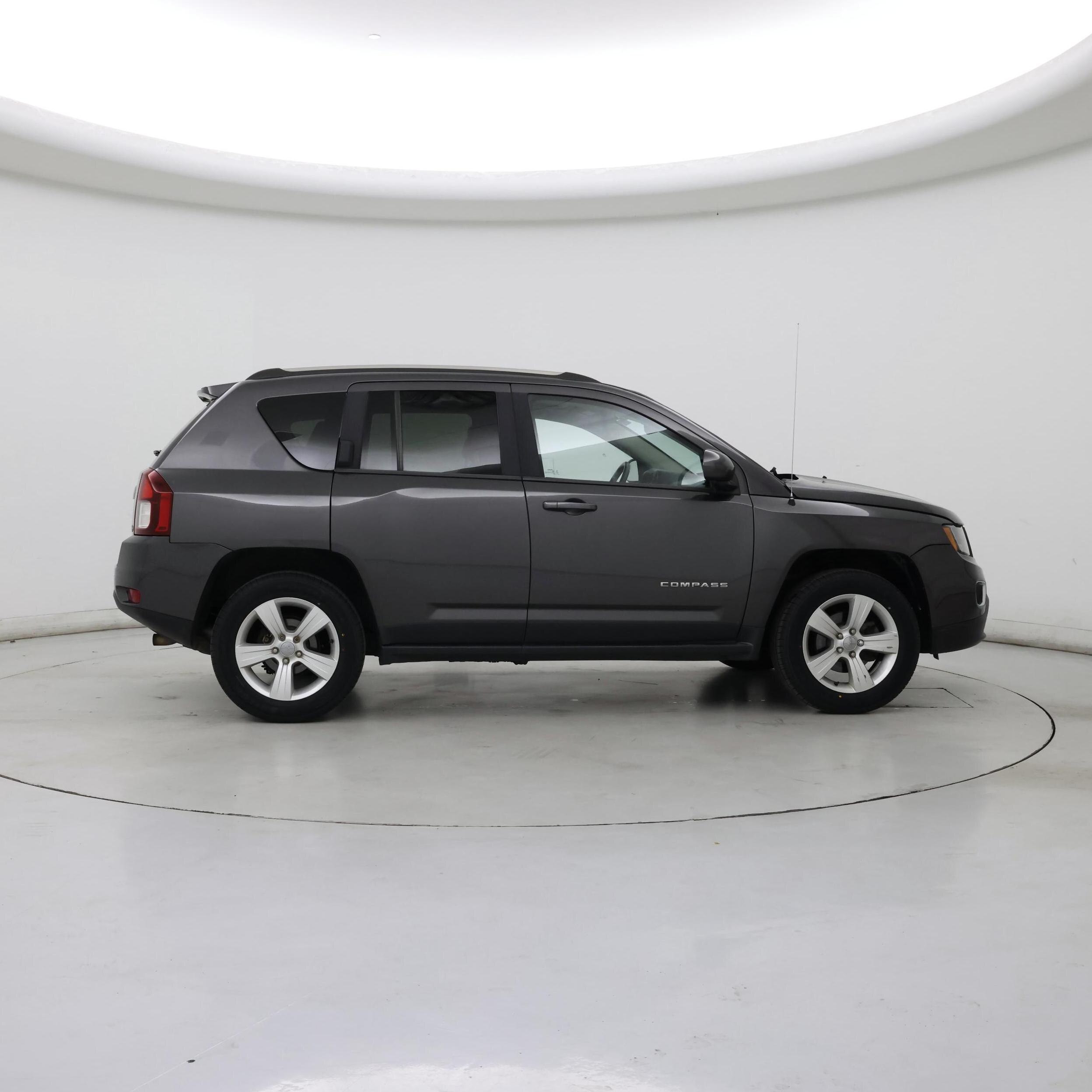 Thumbnail: 2015 Jeep Compass - 7