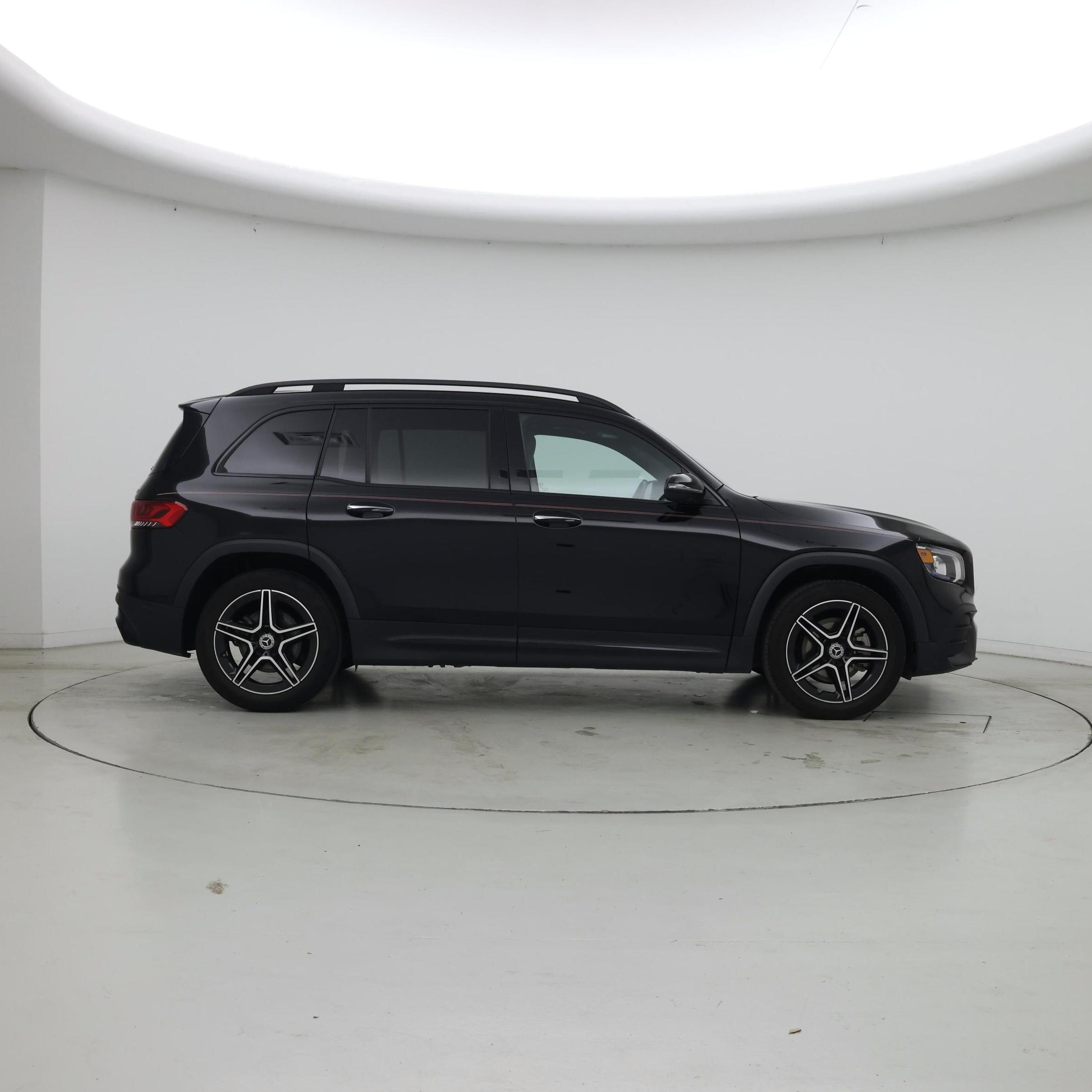 Thumbnail: 2022 Mercedes-Benz GLB - 7