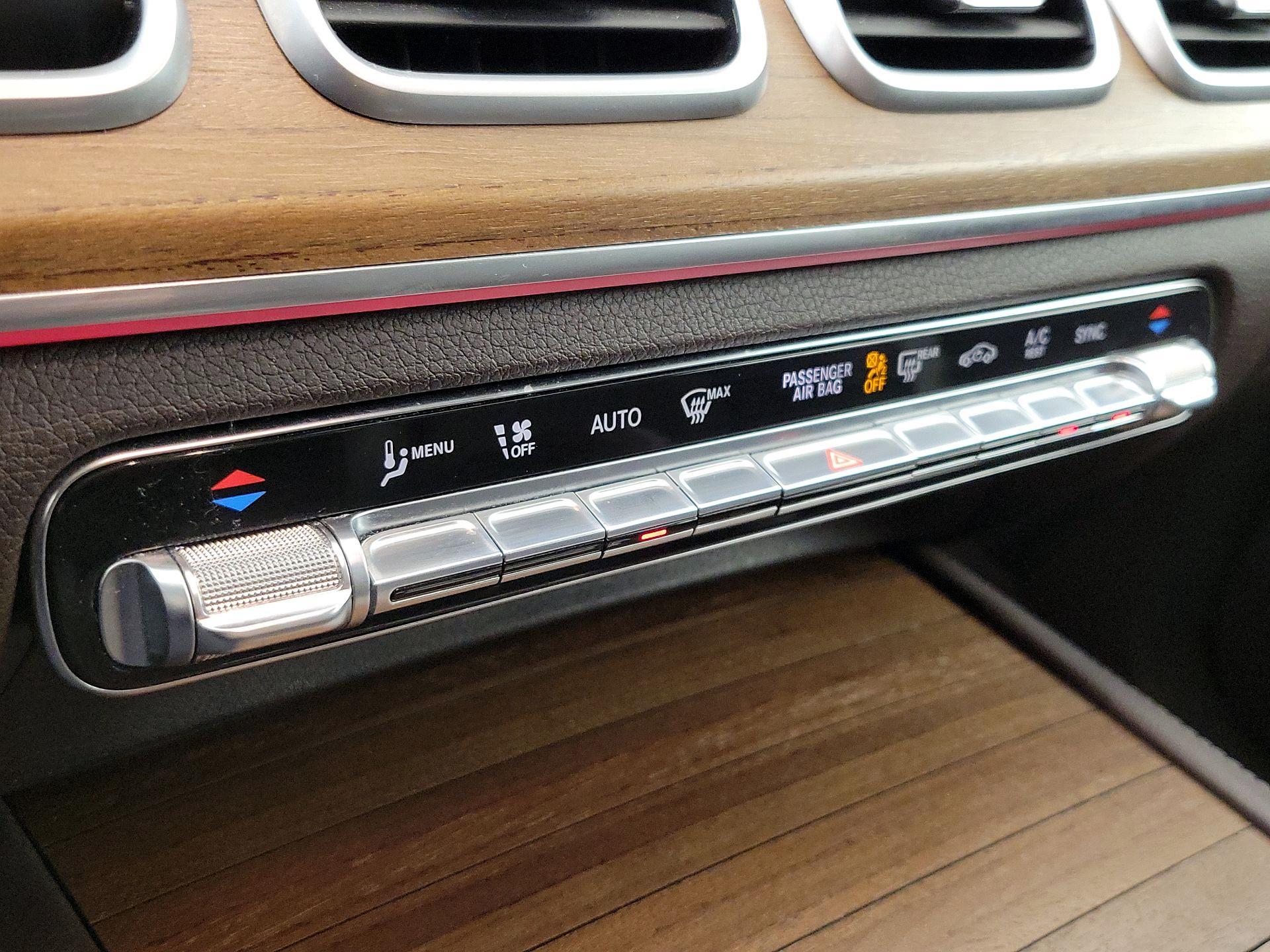 Thumbnail: 2020 Mercedes-Benz GLE - 17