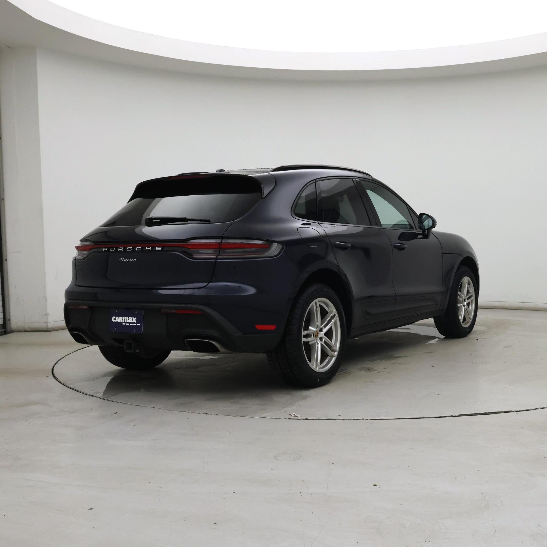 Thumbnail: 2023 Porsche Macan - 8