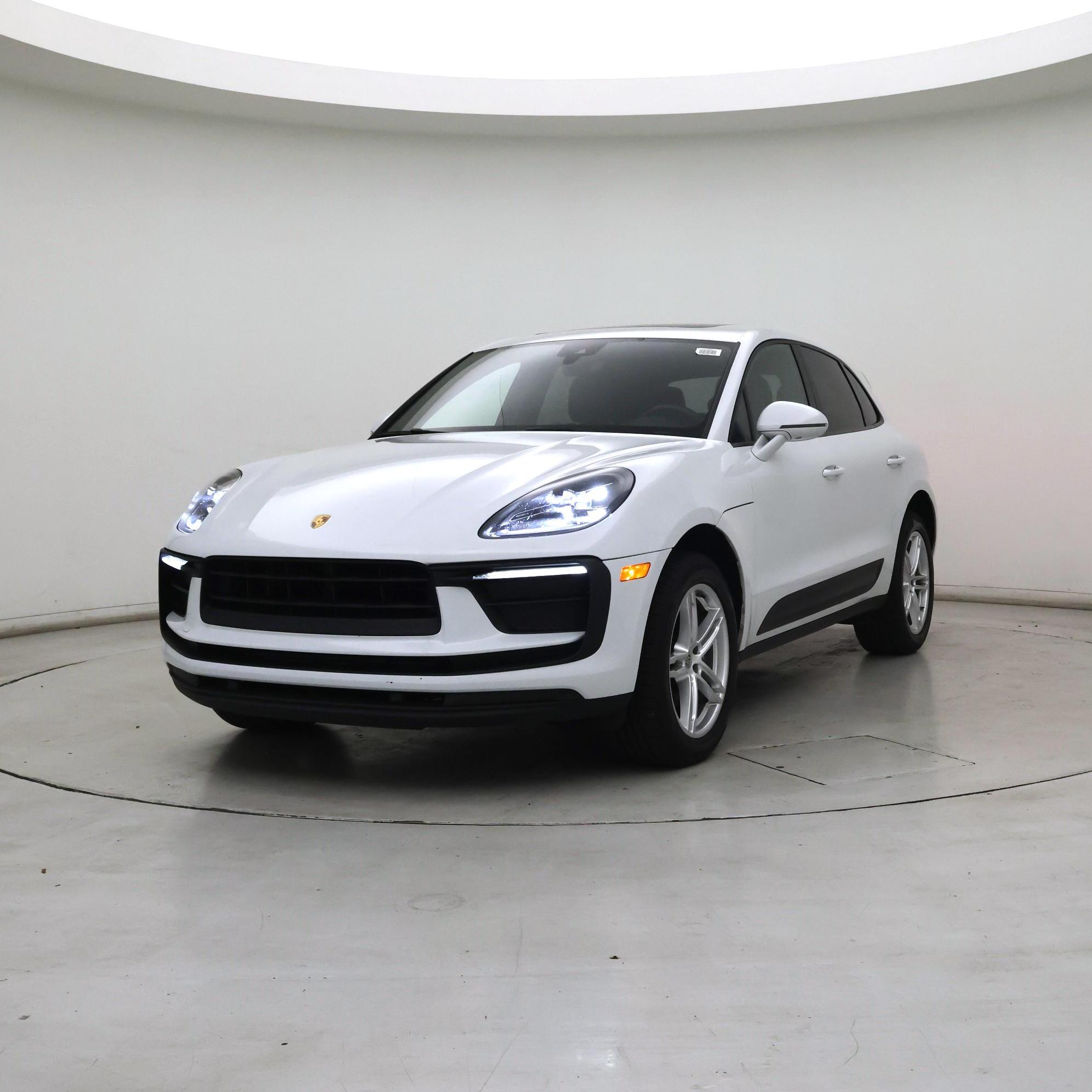 Thumbnail: 2022 Porsche Macan - 4