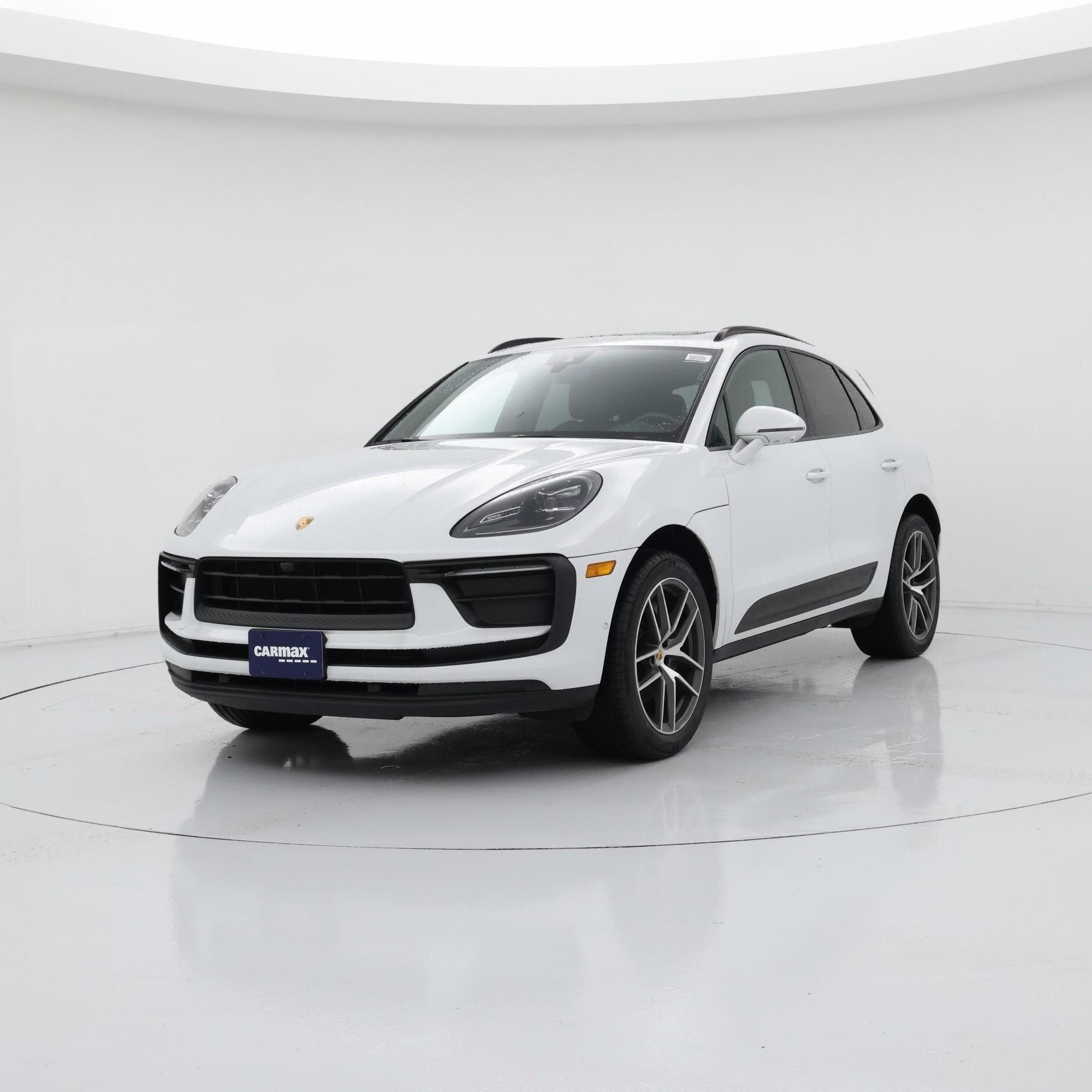 Thumbnail: 2022 Porsche Macan - 4