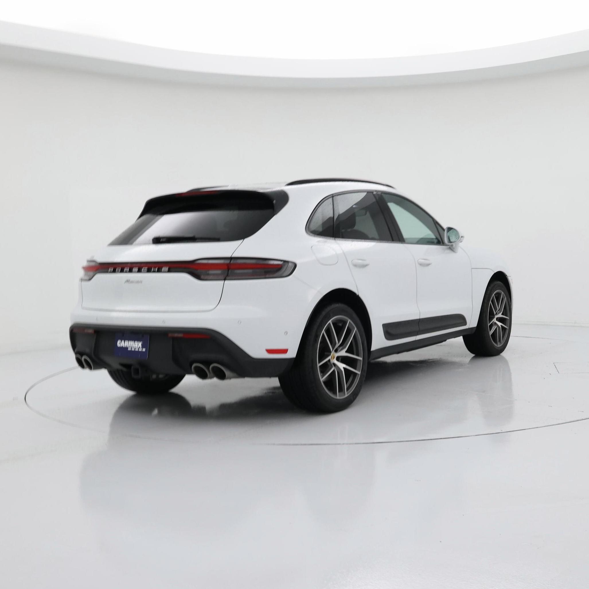 Thumbnail: 2022 Porsche Macan - 8