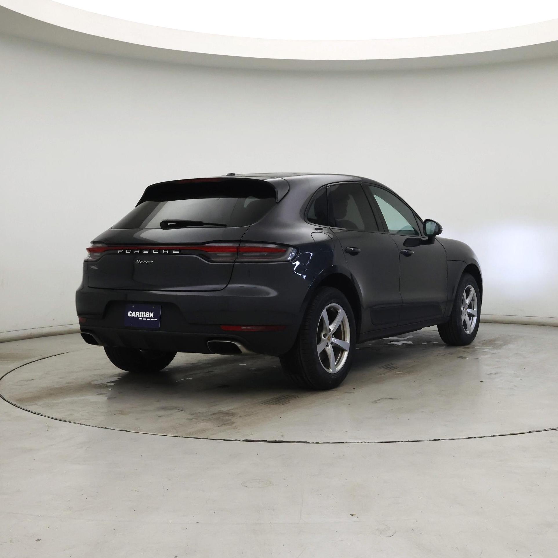 Thumbnail: 2021 Porsche Macan - 8