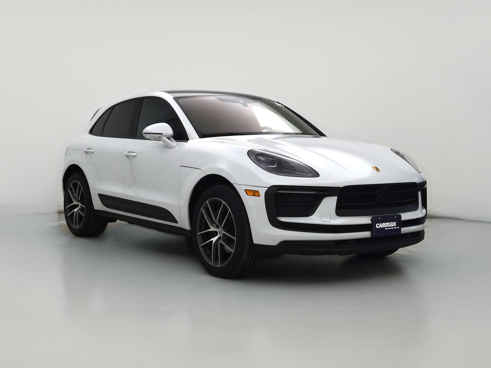 2022 Porsche Macan Base