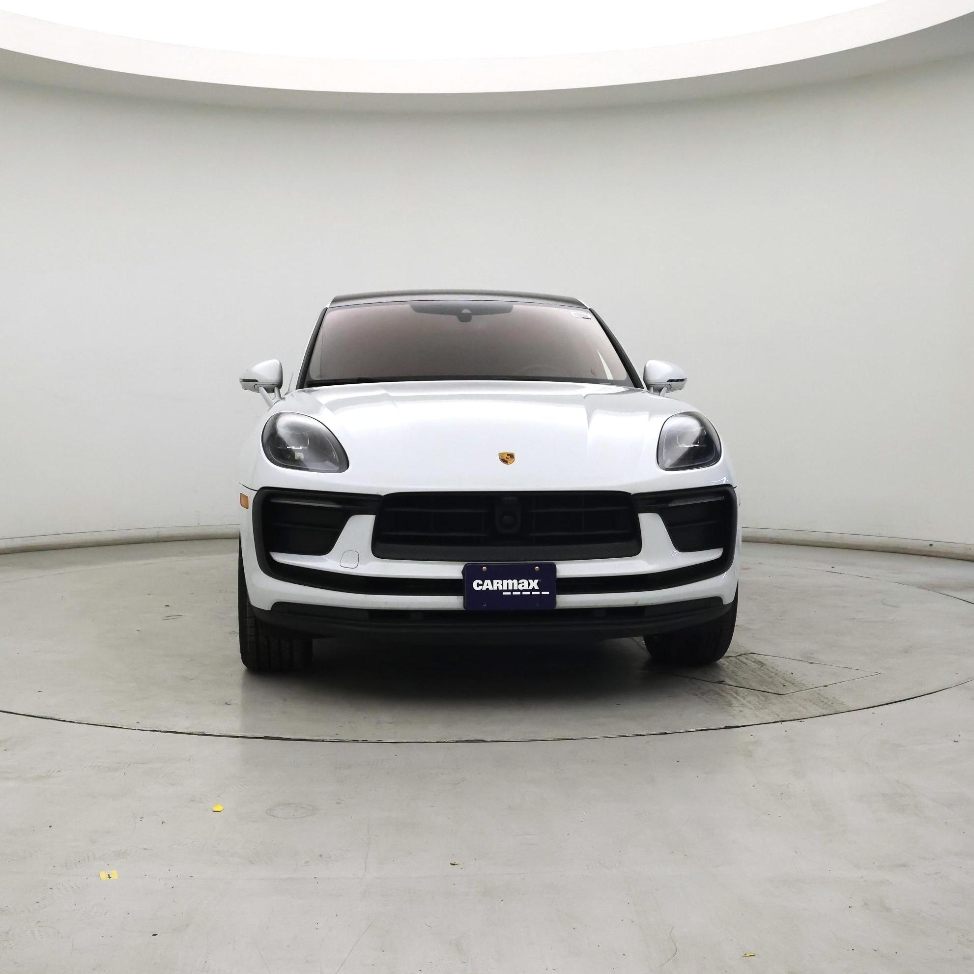 Thumbnail: 2022 Porsche Macan - 5