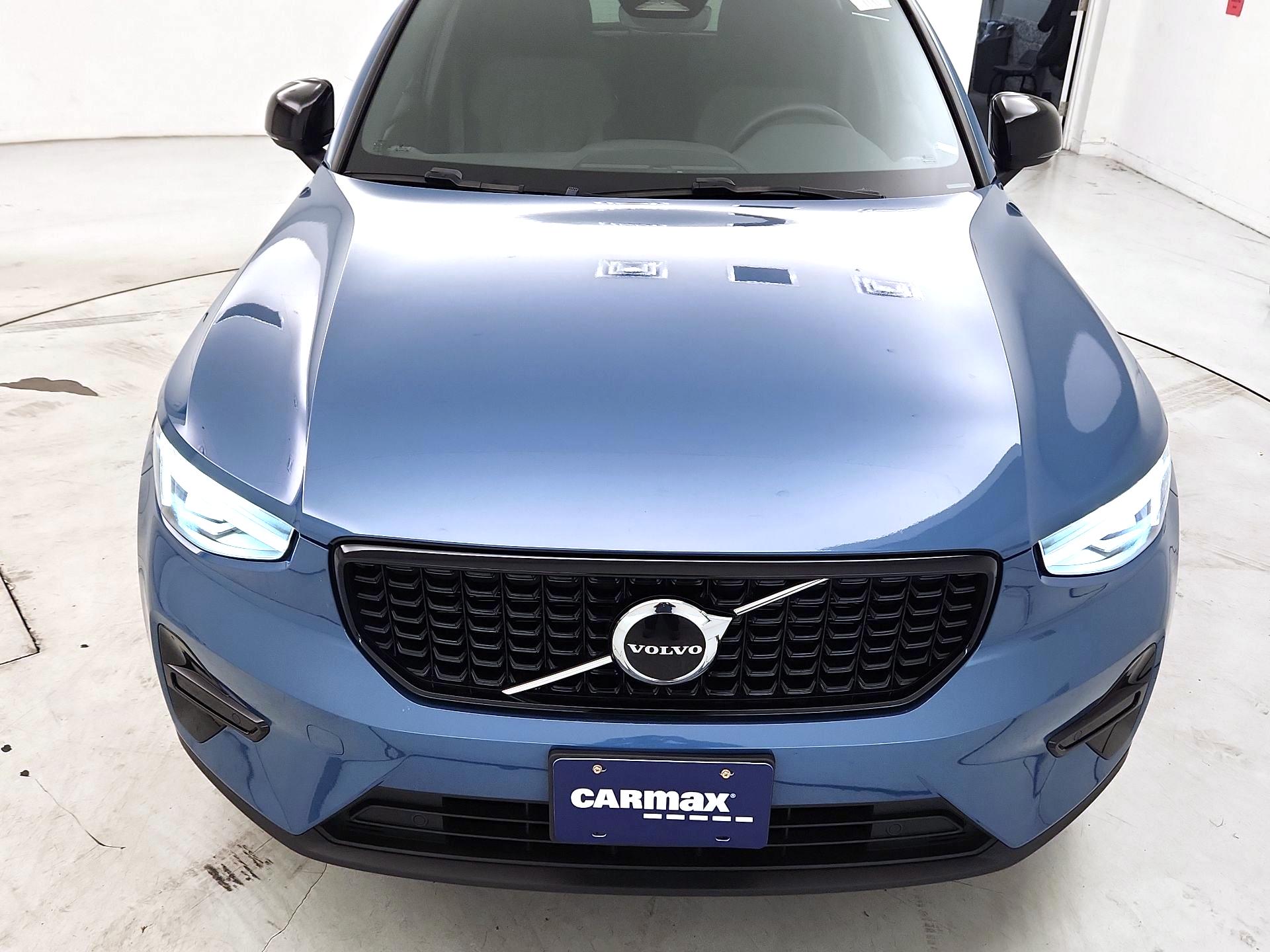 Thumbnail: 2024 Volvo XC40 - 2