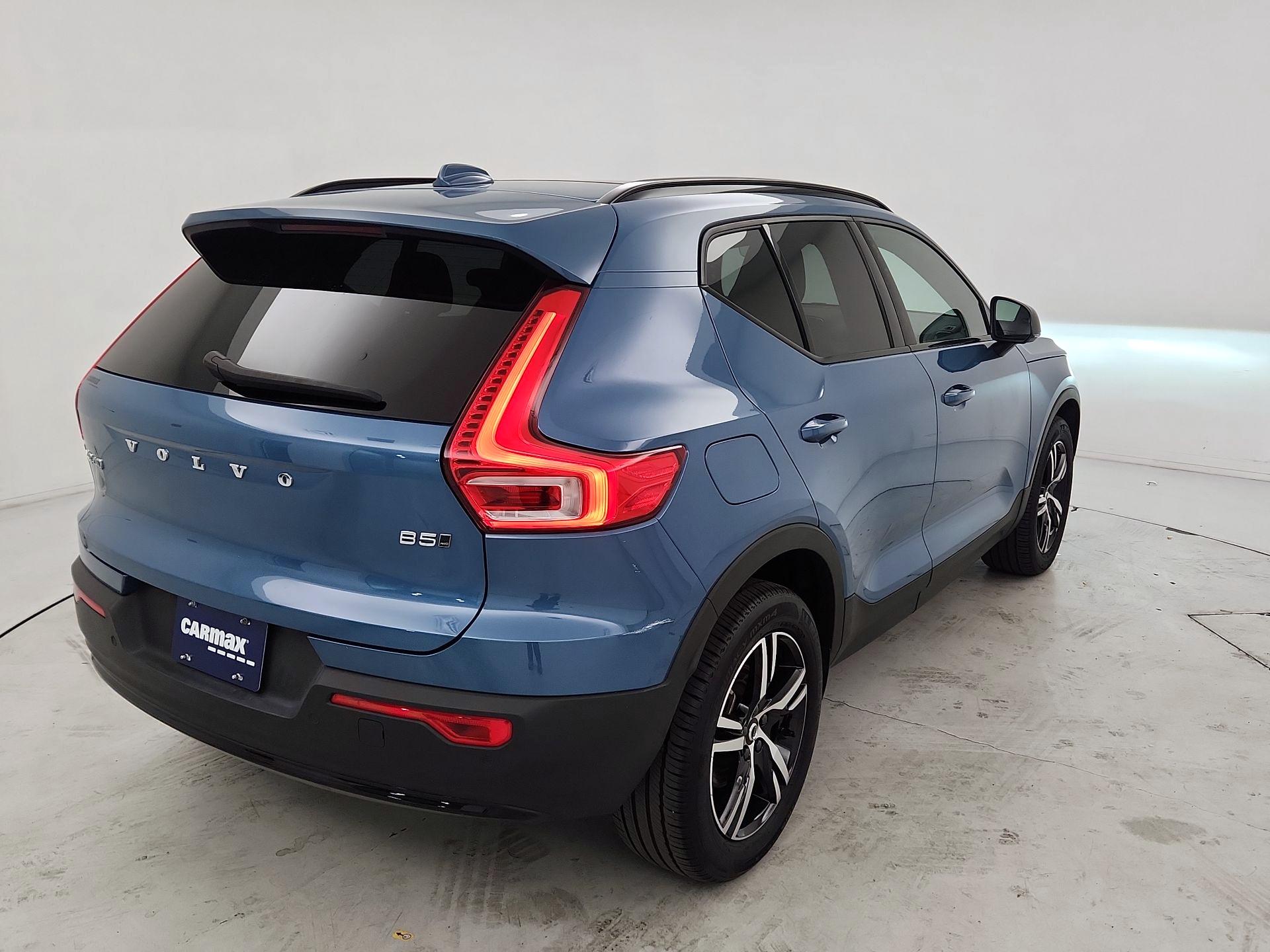 Thumbnail: 2024 Volvo XC40 - 5