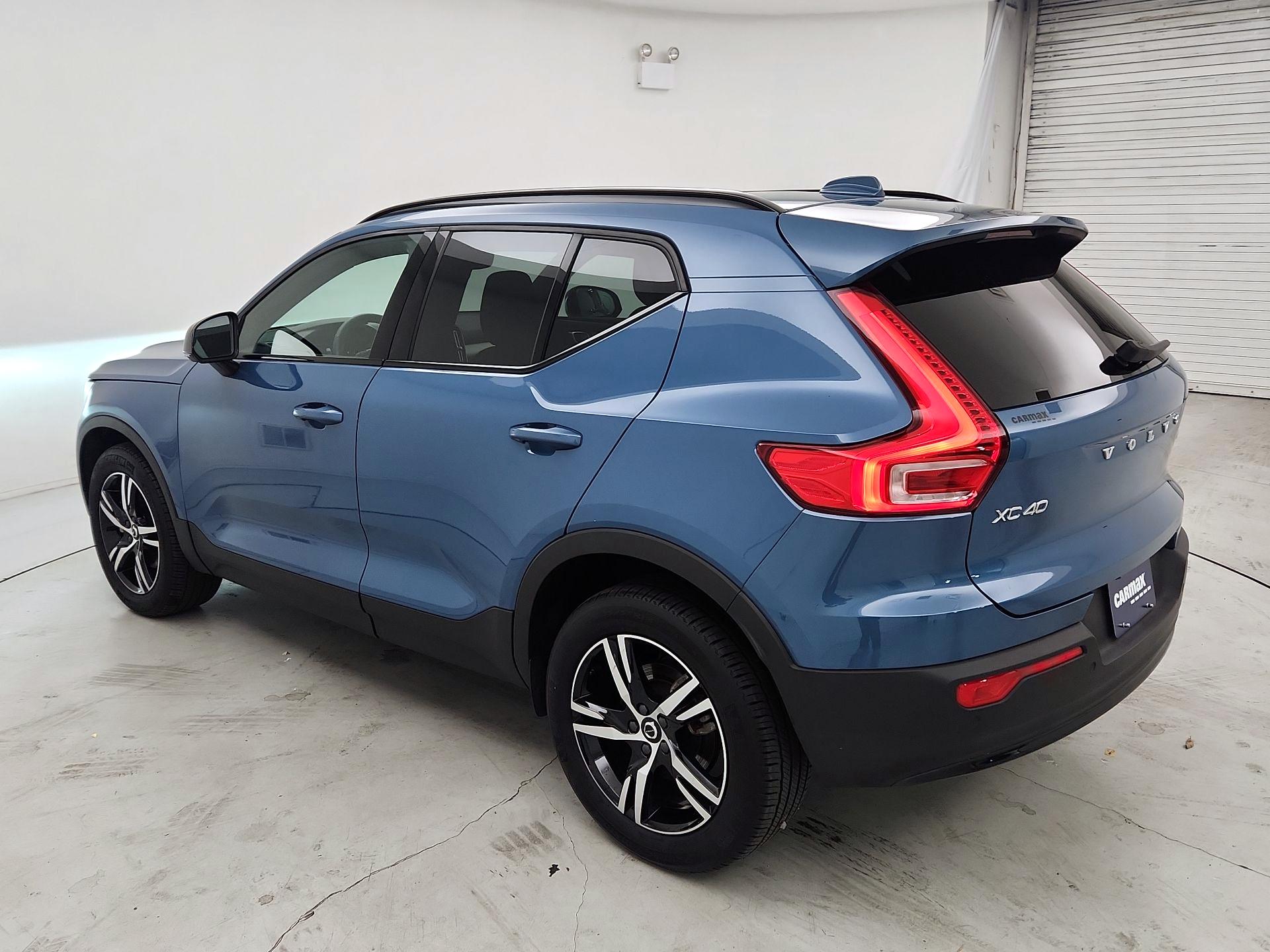 Thumbnail: 2024 Volvo XC40 - 7