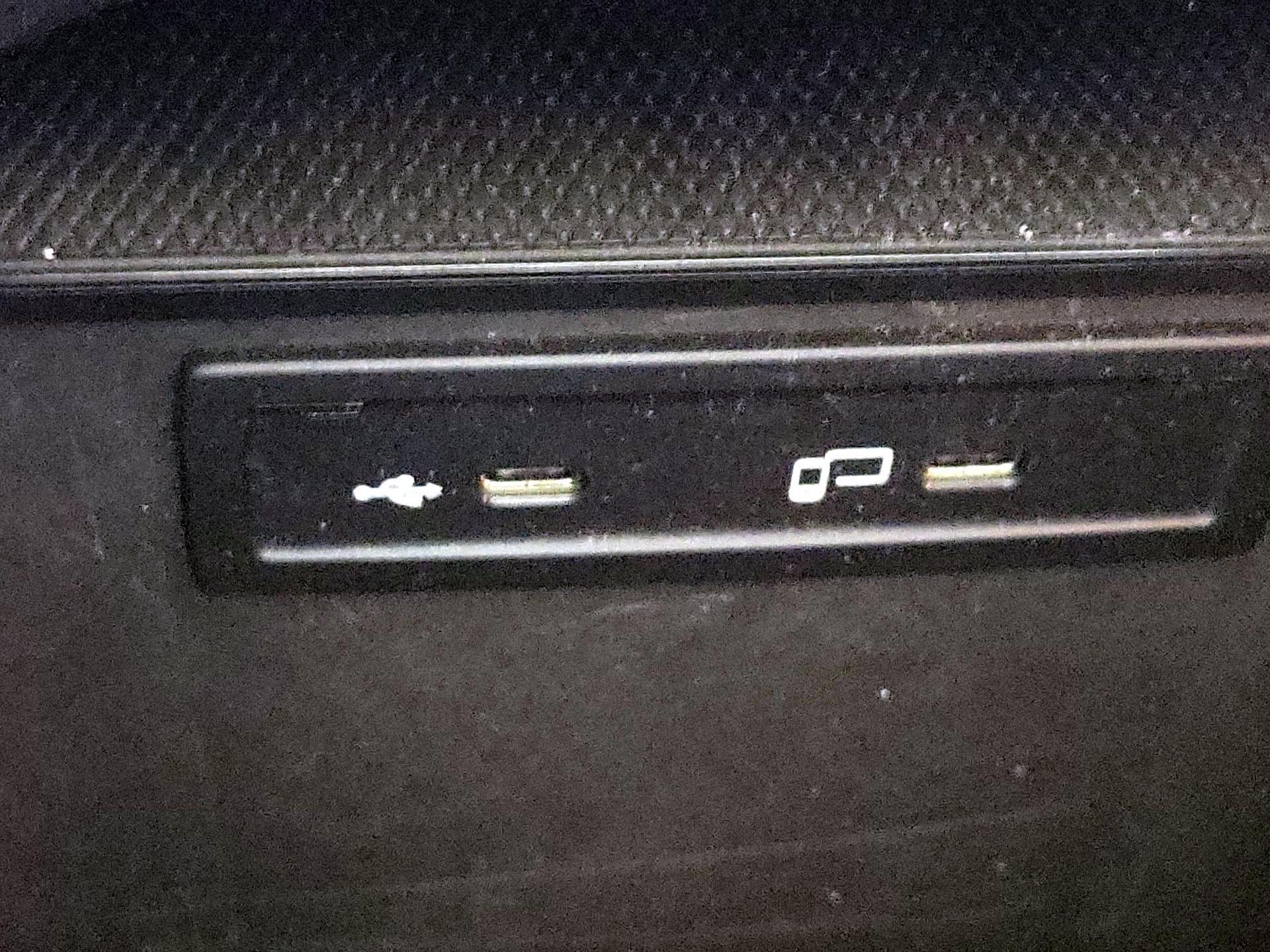 Thumbnail: 2022 Mercedes-Benz GLC - 18