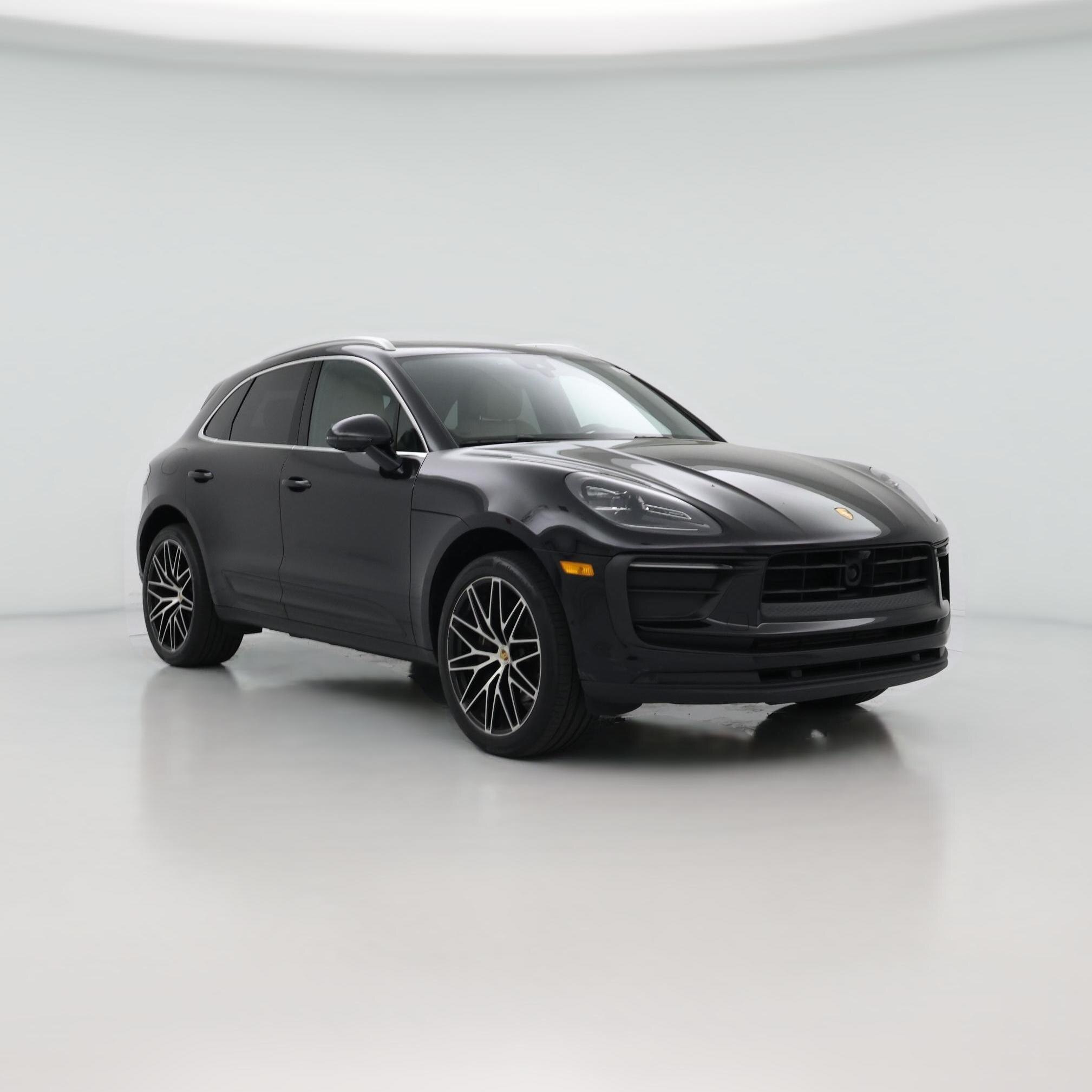 Thumbnail: 2023 Porsche Macan - 1