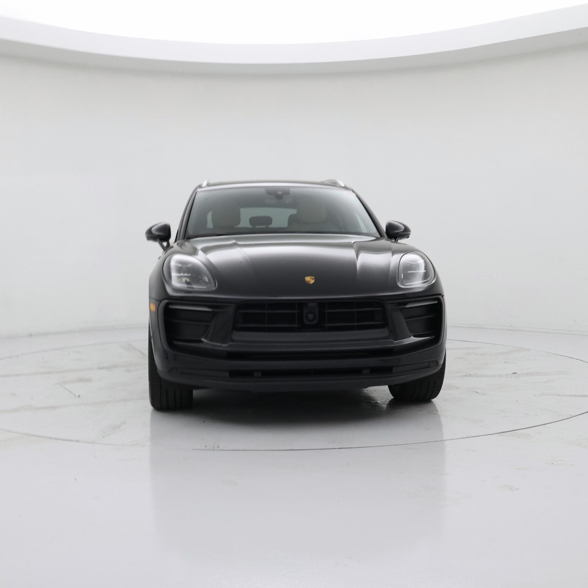 Thumbnail: 2023 Porsche Macan - 5