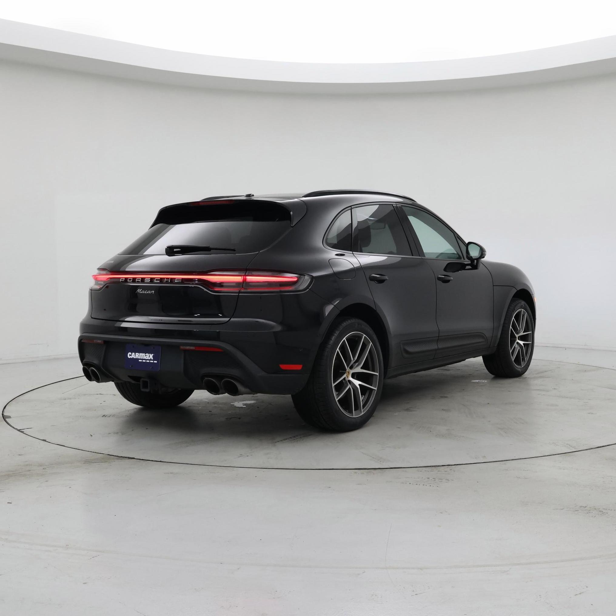 Thumbnail: 2022 Porsche Macan - 8