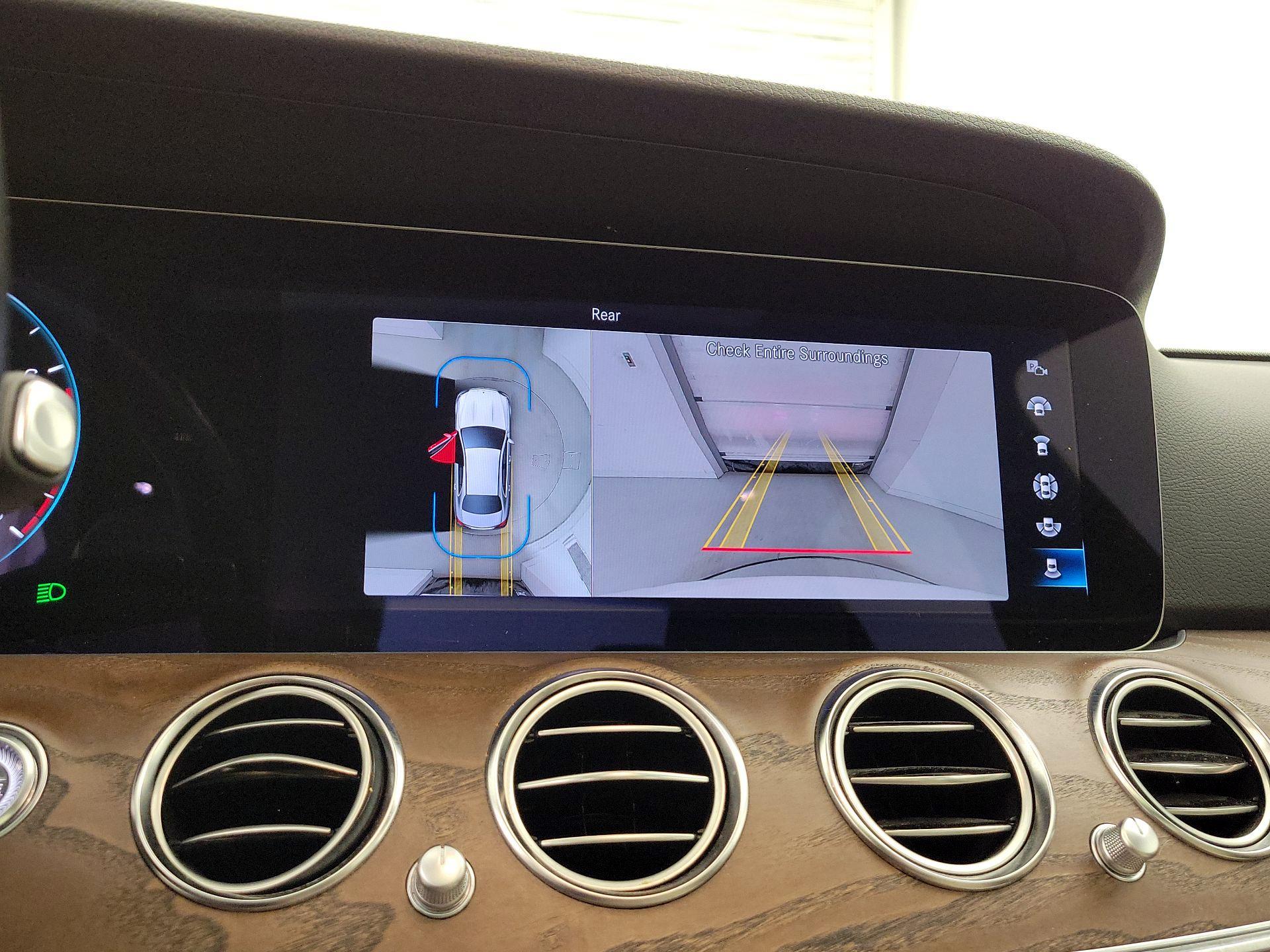 Thumbnail: 2023 Mercedes-Benz E-Class - 15