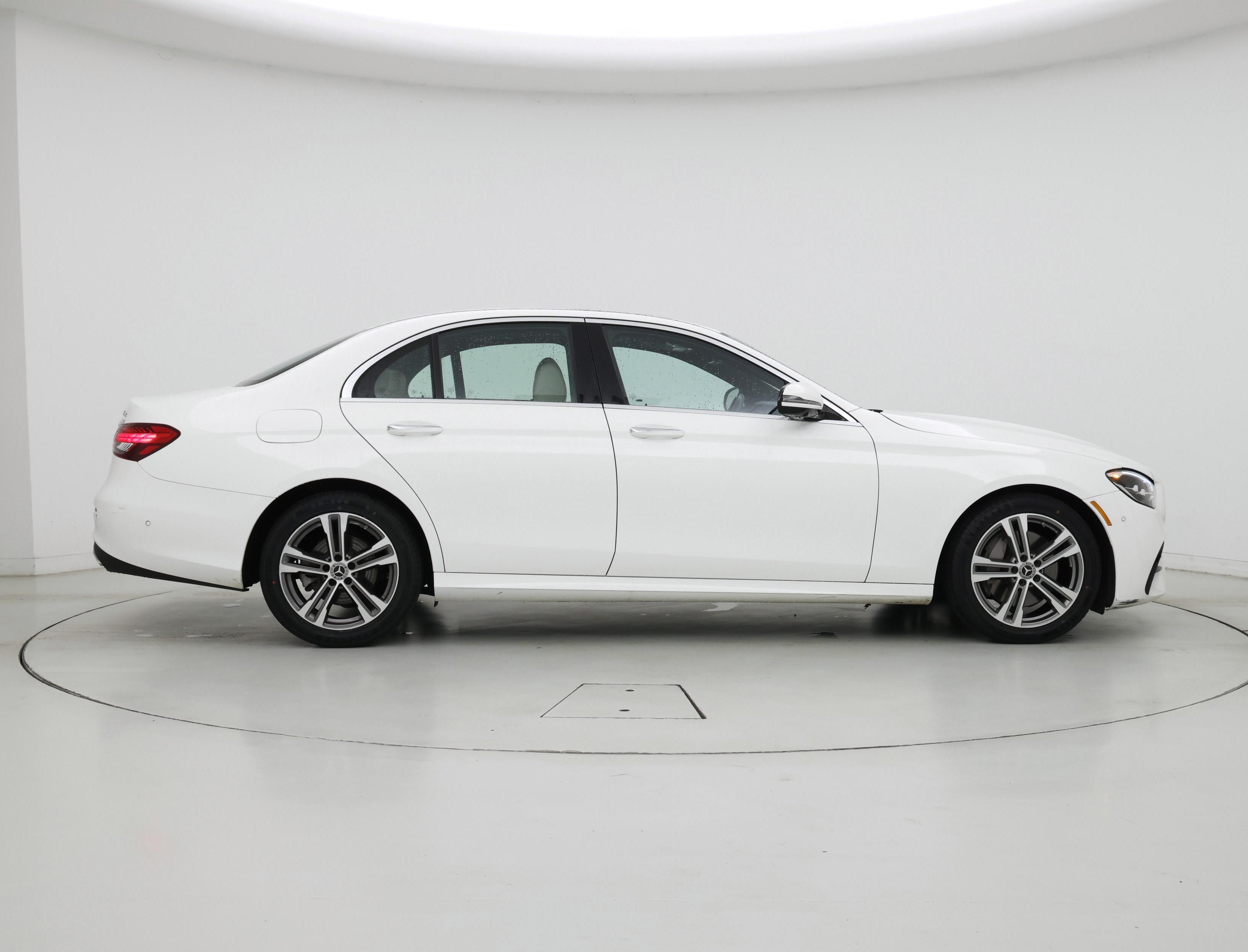 Thumbnail: 2023 Mercedes-Benz E-Class - 7