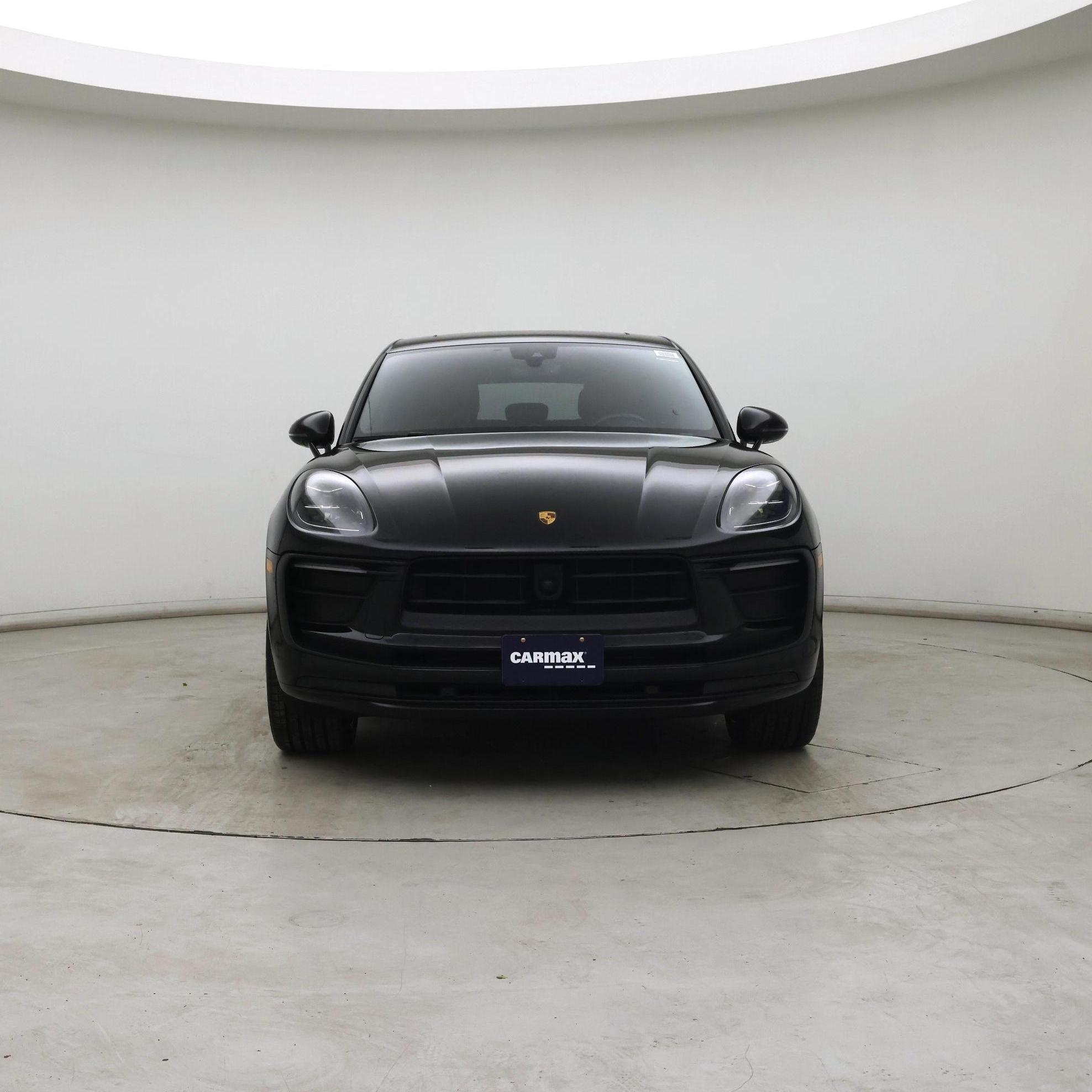 Thumbnail: 2023 Porsche Macan - 5