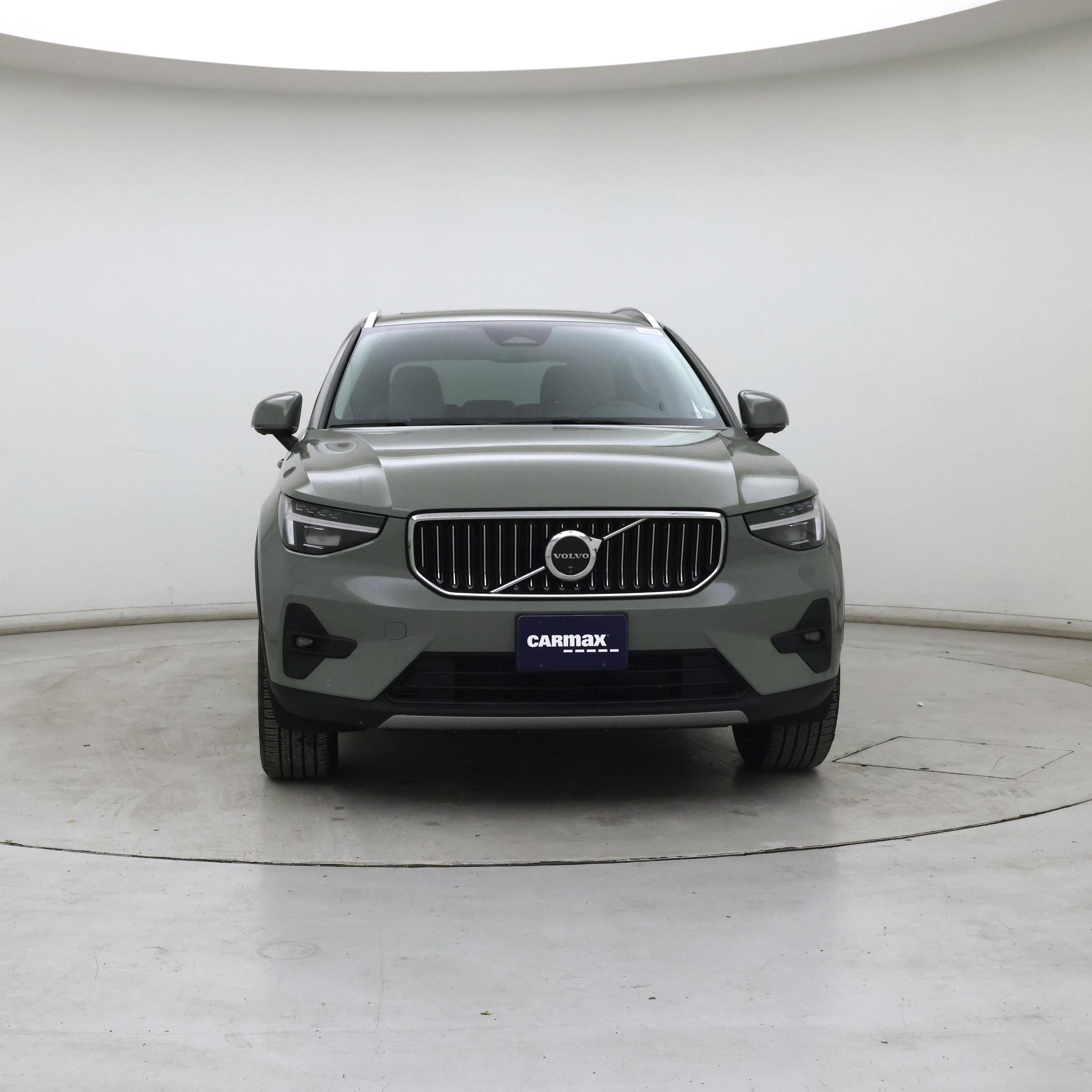 Thumbnail: 2025 Volvo XC40 - 5