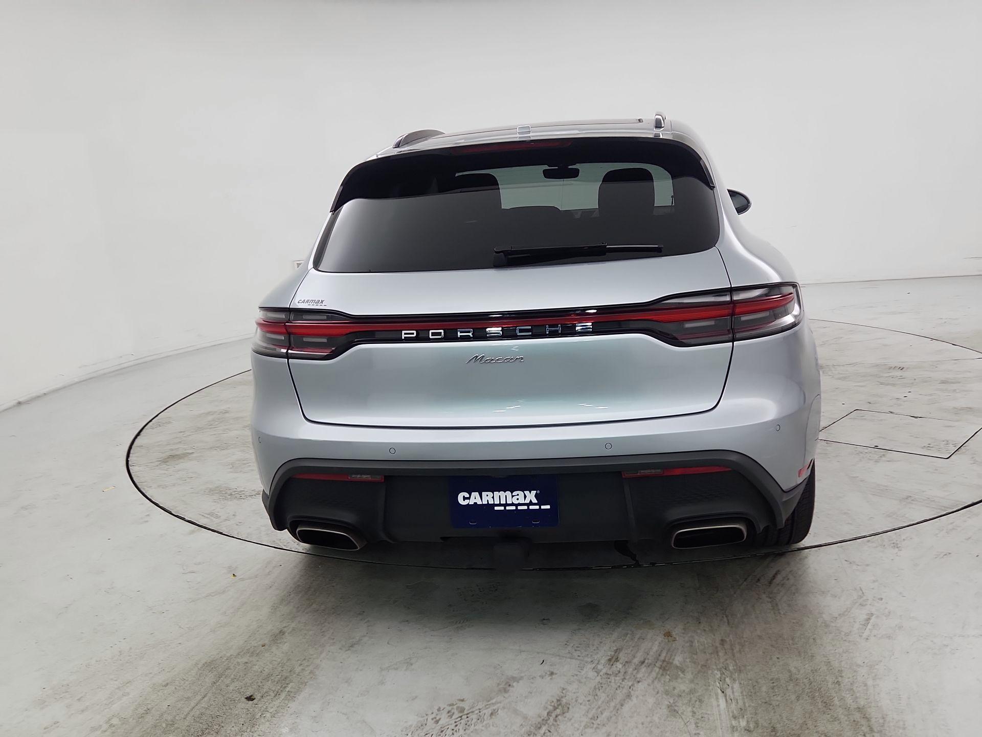 Thumbnail: 2023 Porsche Macan - 6