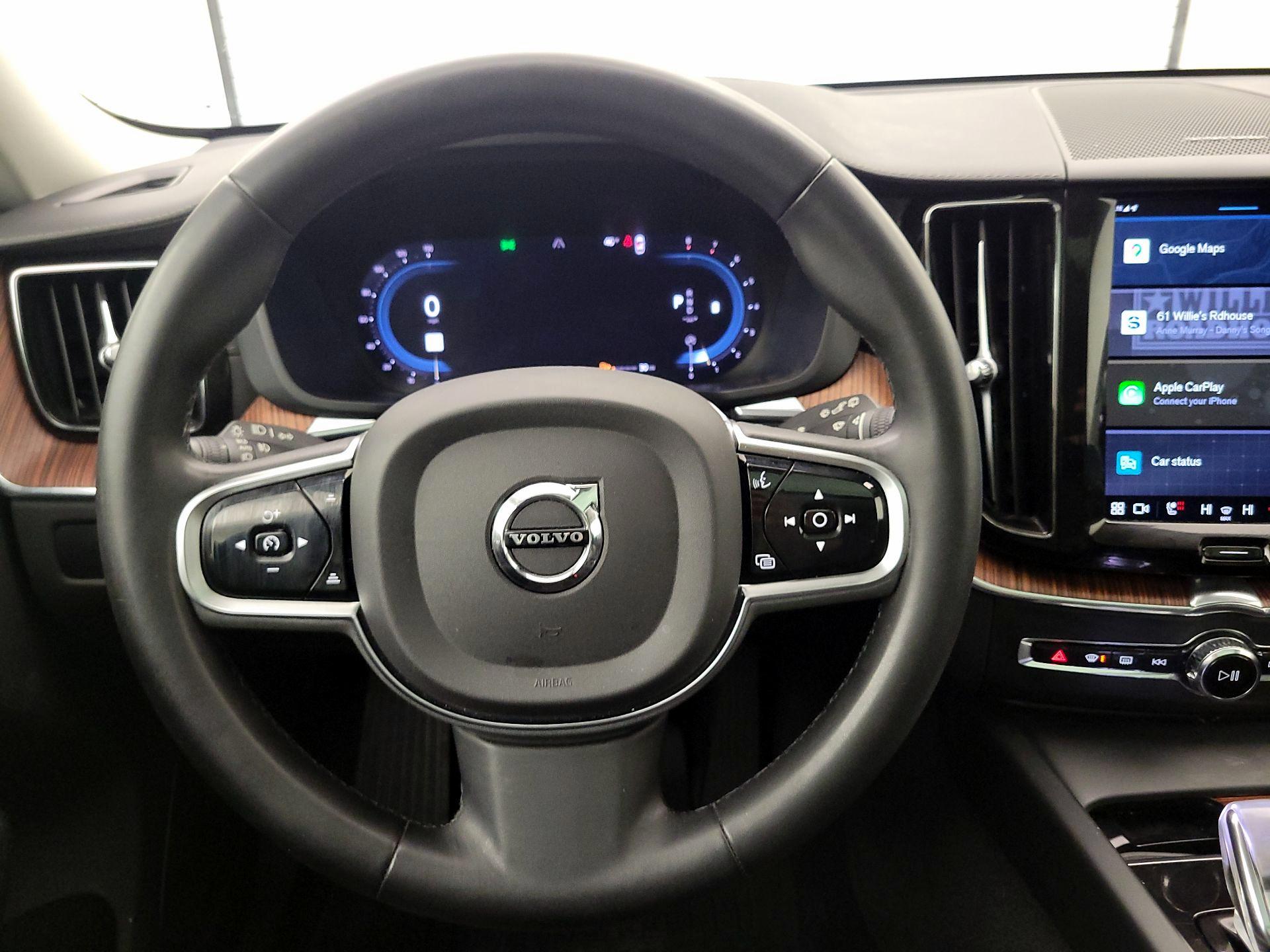 Thumbnail: 2023 Volvo XC60 - 10