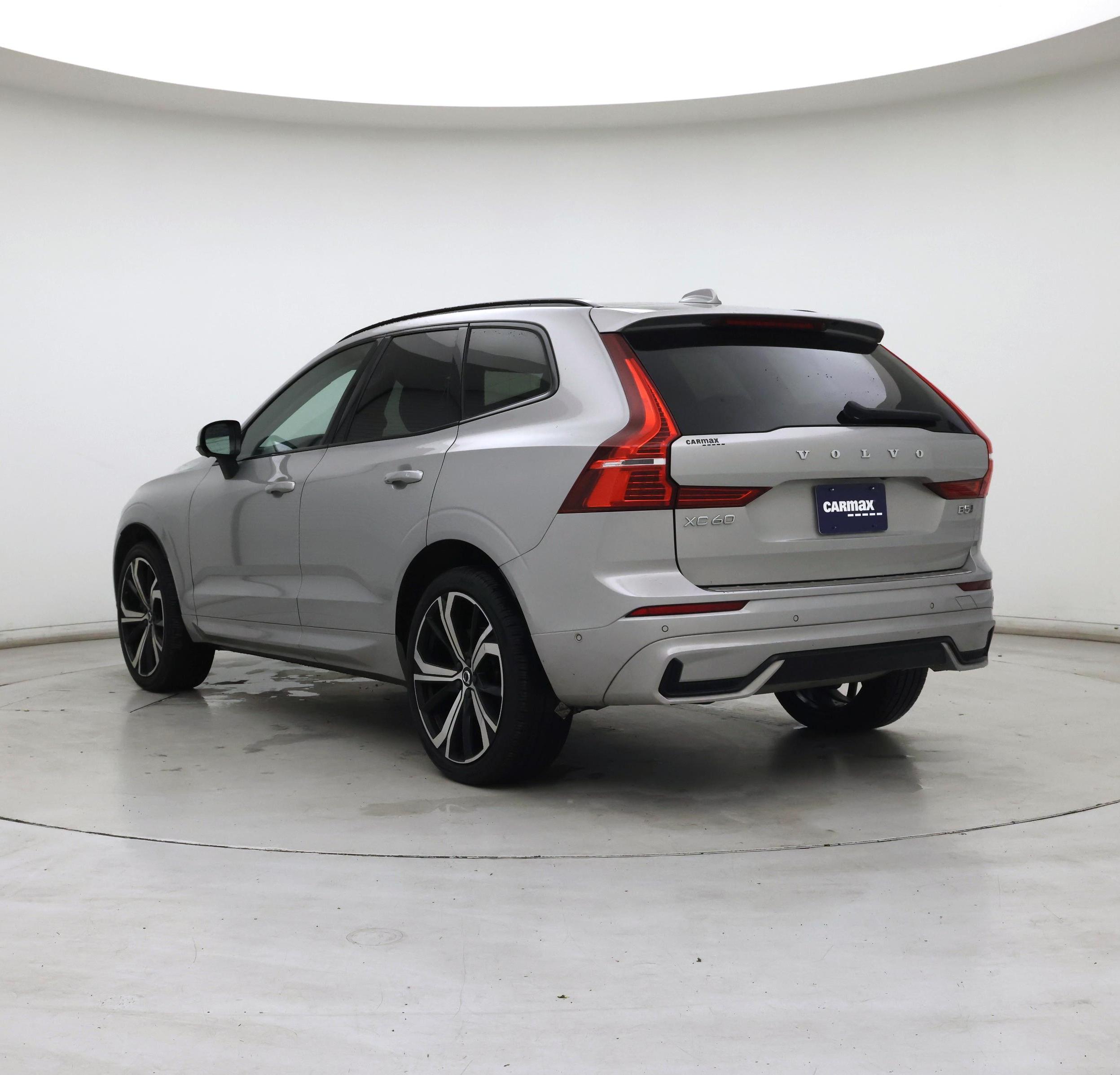 Thumbnail: 2023 Volvo XC60 - 2