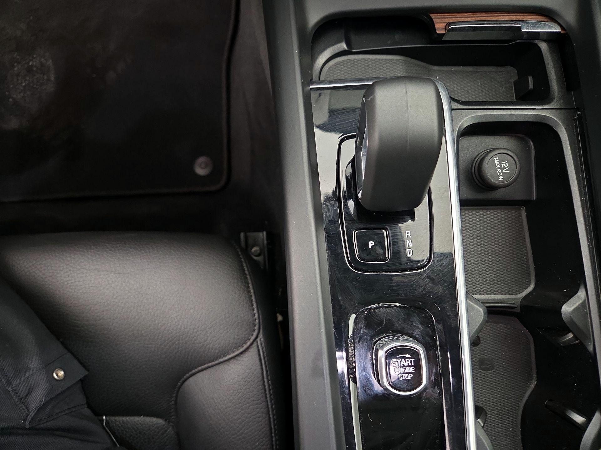 Thumbnail: 2023 Volvo XC60 - 17