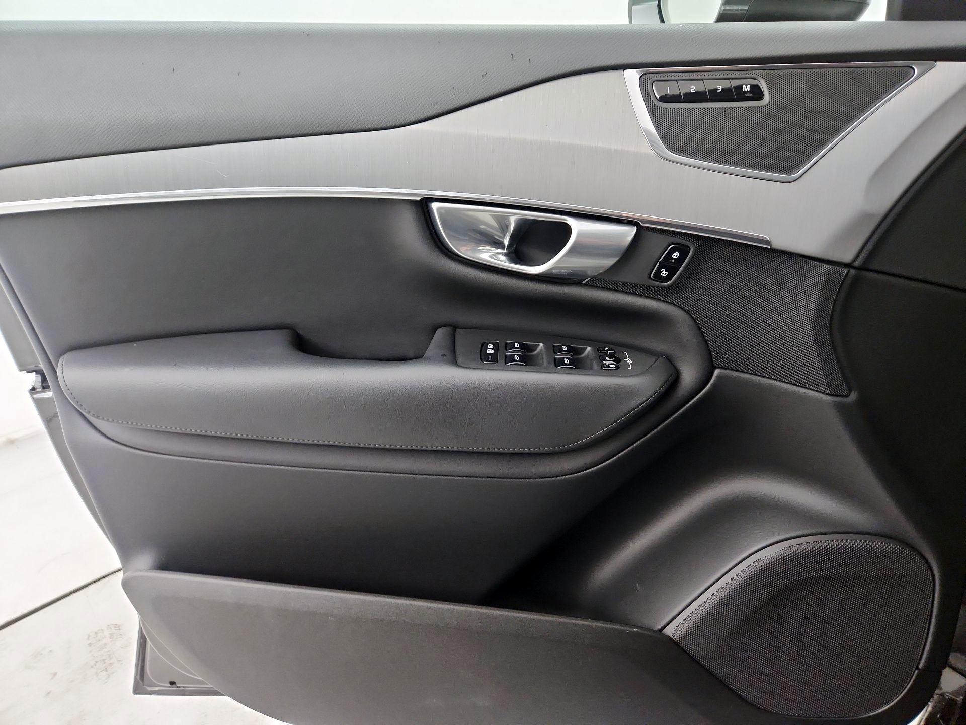 Thumbnail: 2024 Volvo XC90 - 10