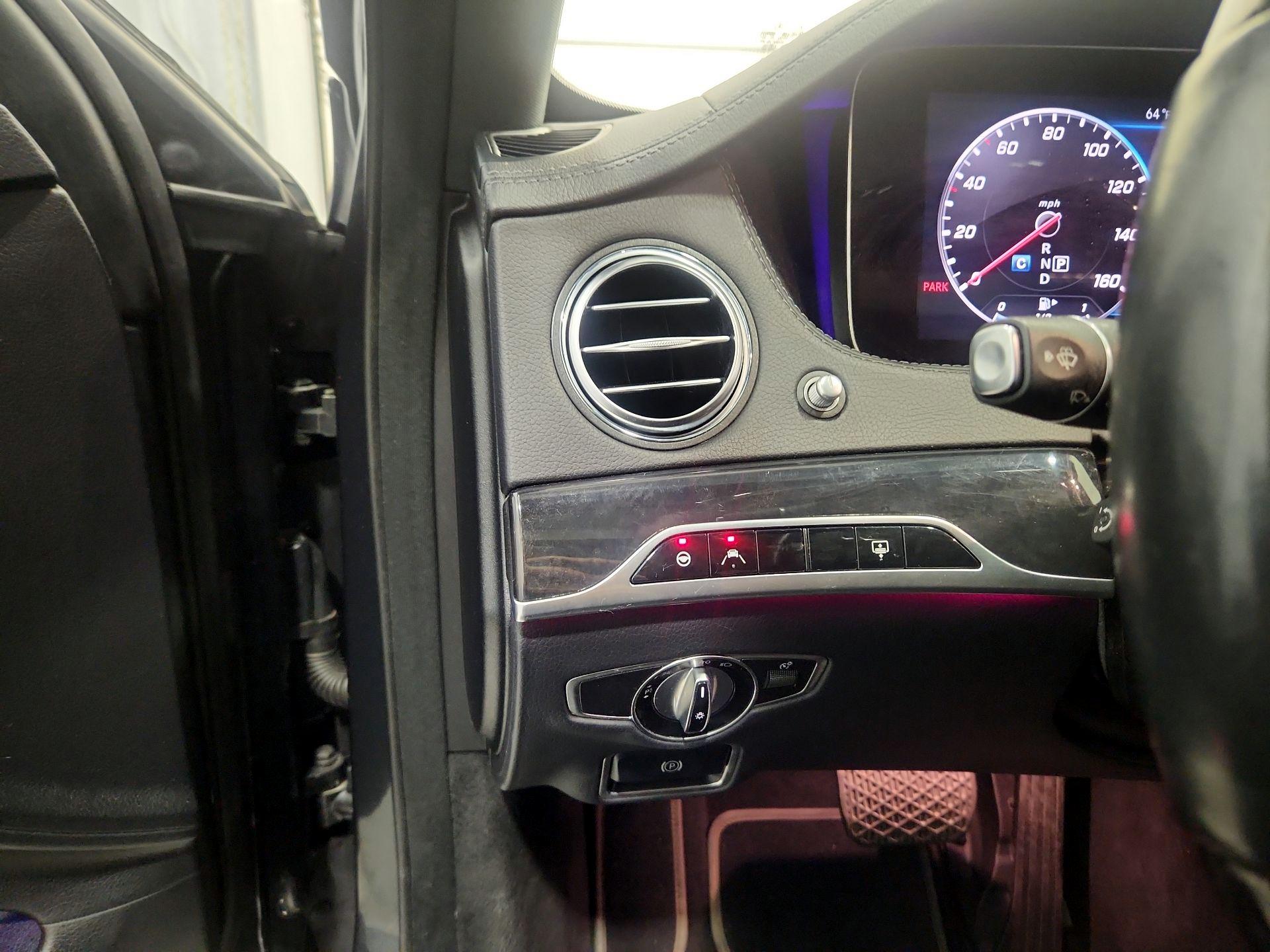 Thumbnail: 2020 Mercedes-Benz S-Class - 13