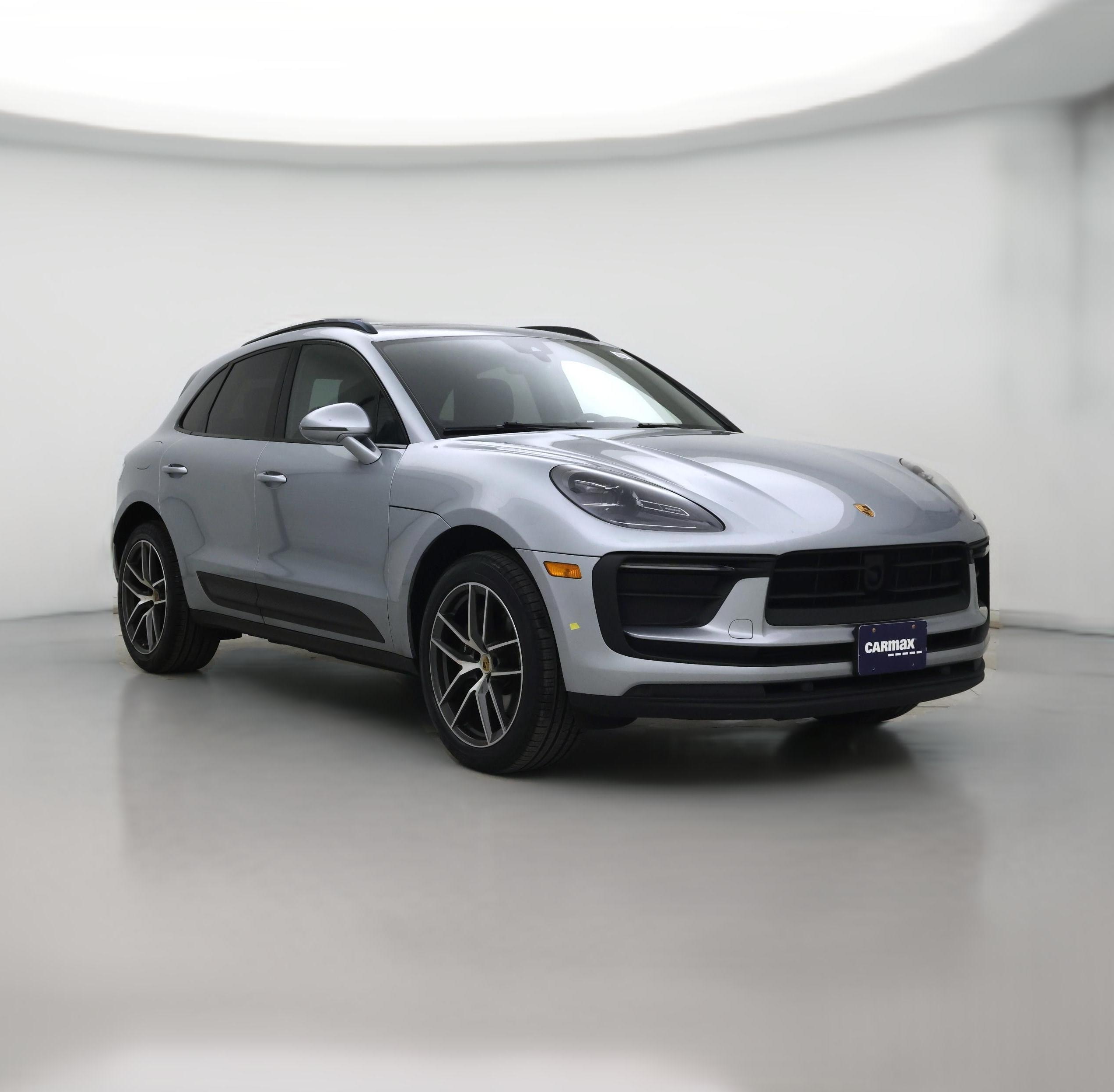 Thumbnail: 2023 Porsche Macan - 1