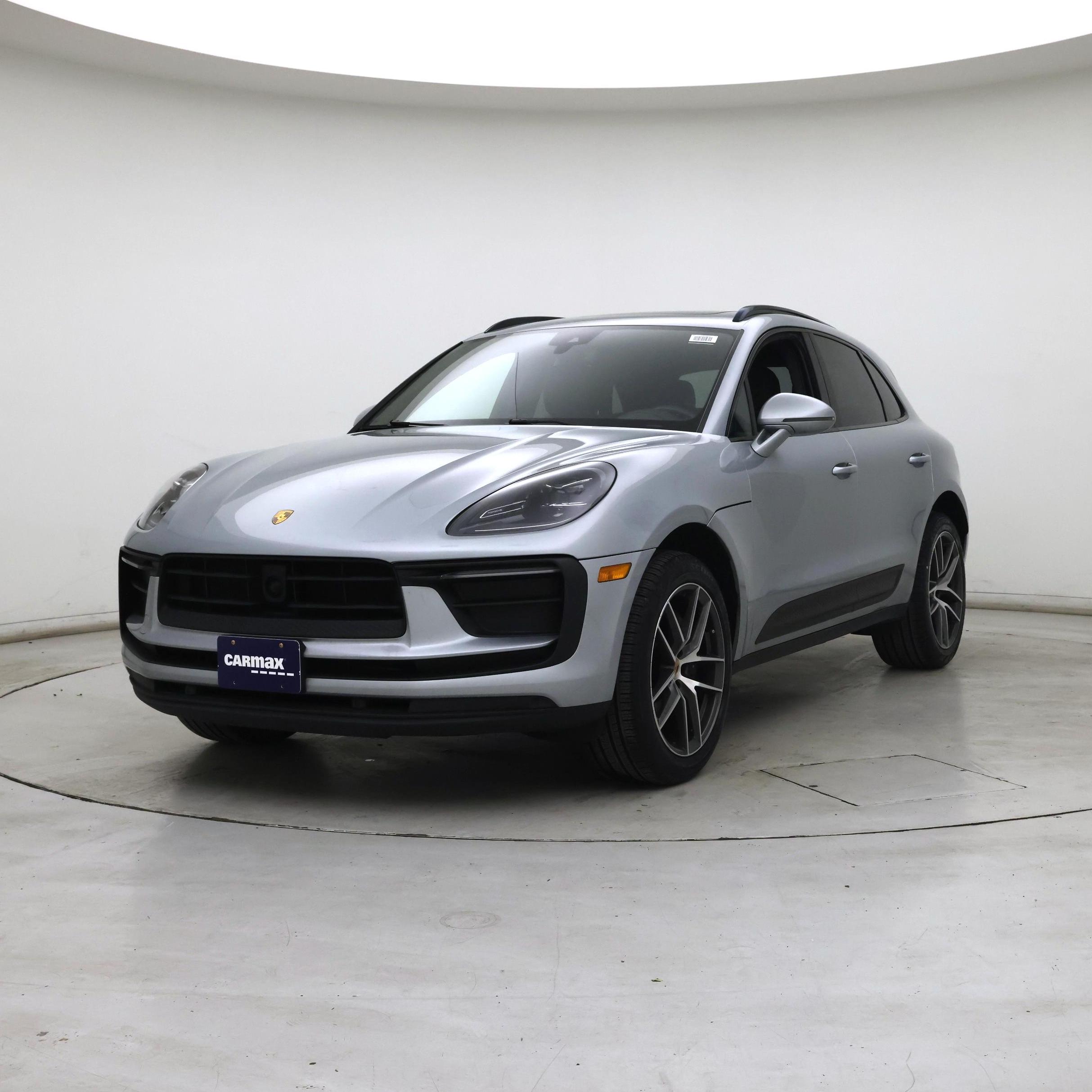 Thumbnail: 2023 Porsche Macan - 4
