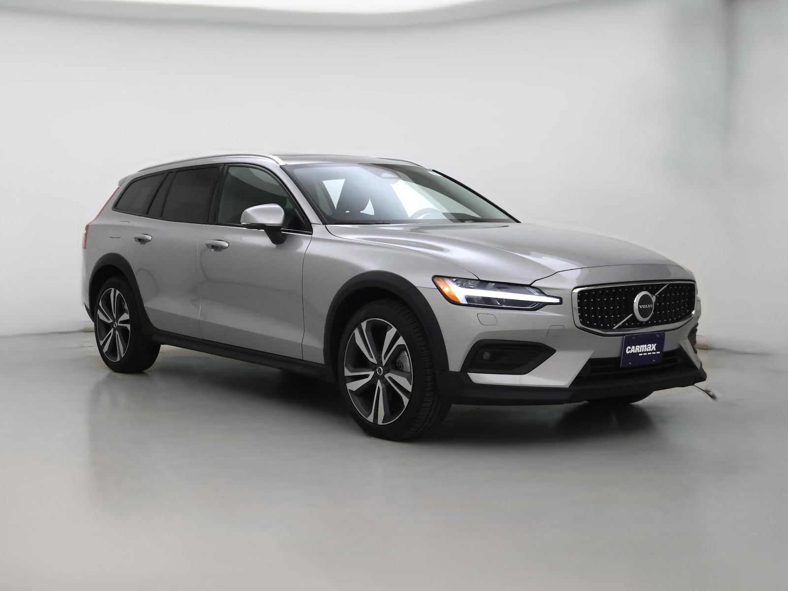 2025 Volvo V60 Cross Country