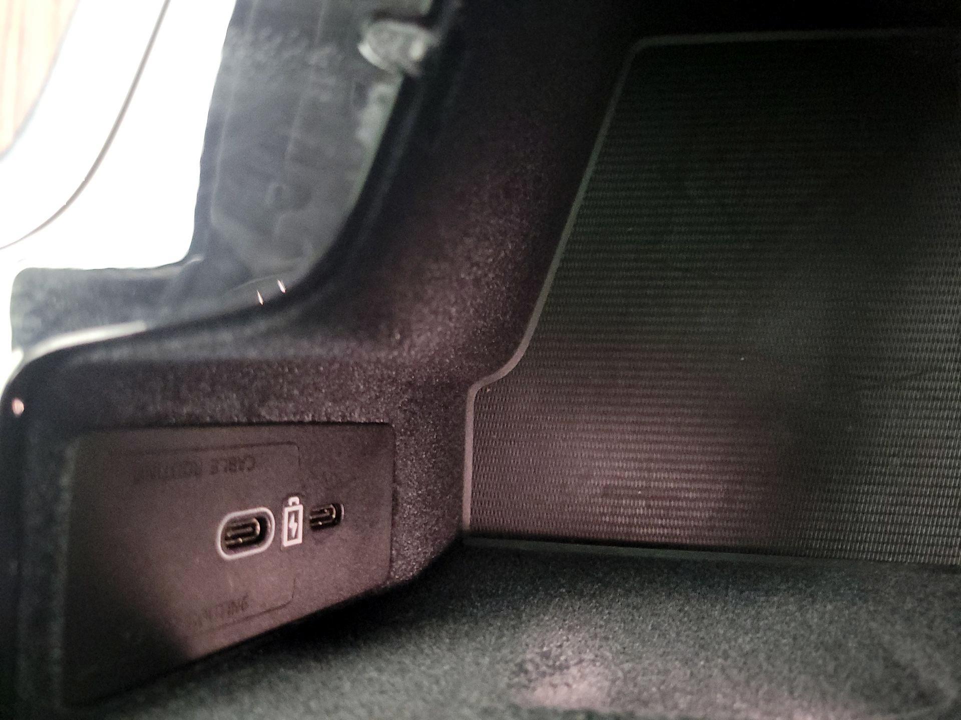 Thumbnail: 2025 Volvo S60 - 18