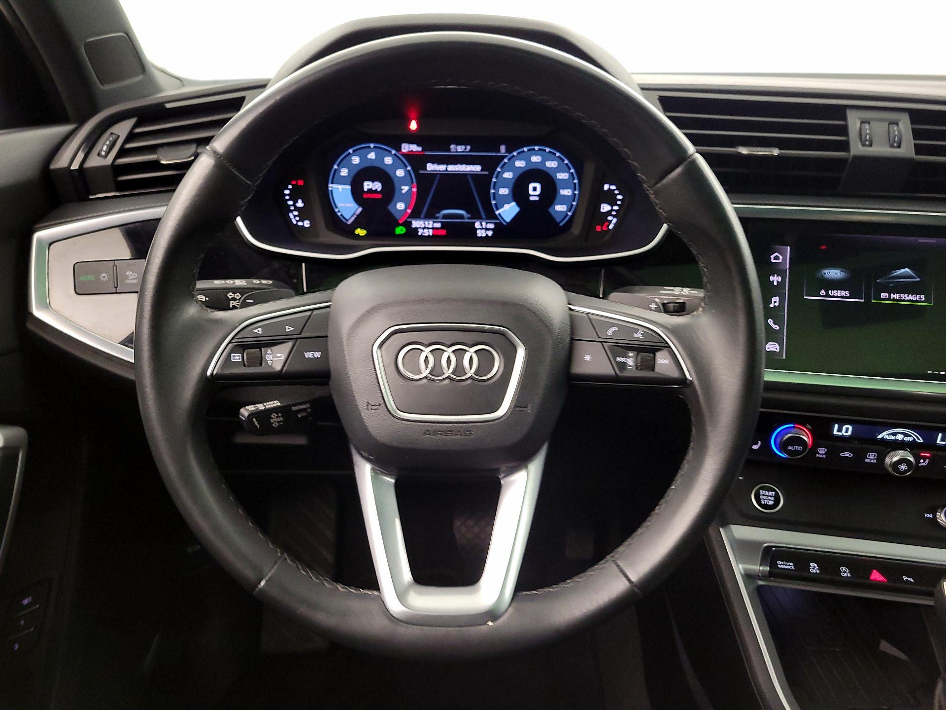 Thumbnail: 2024 Audi Q3 - 10