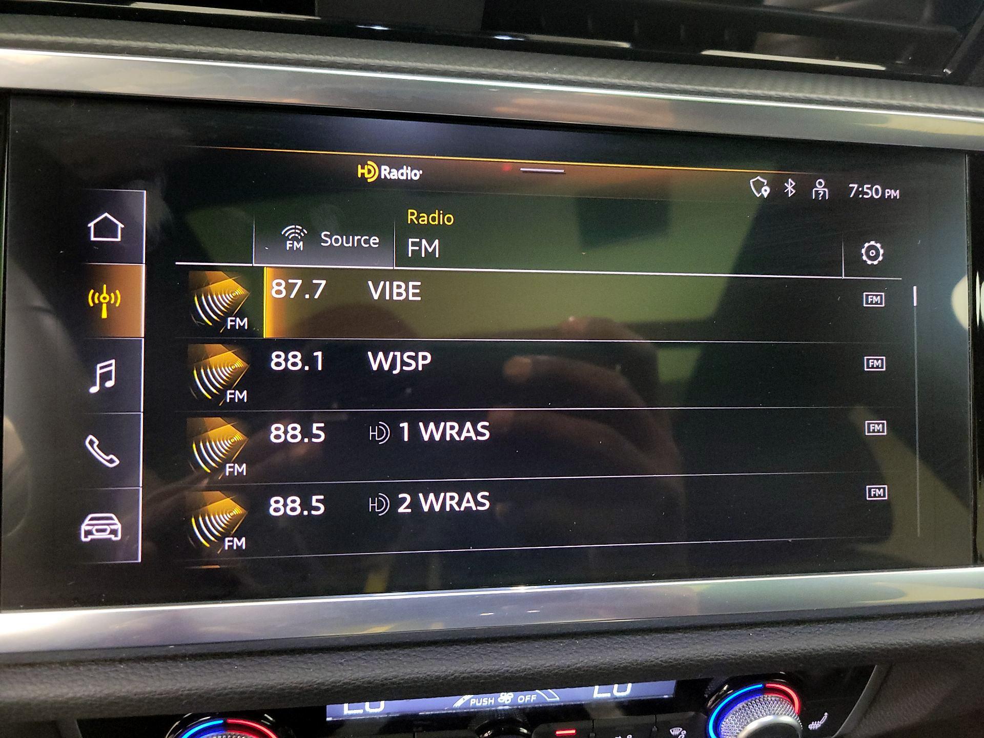 Thumbnail: 2024 Audi Q3 - 15