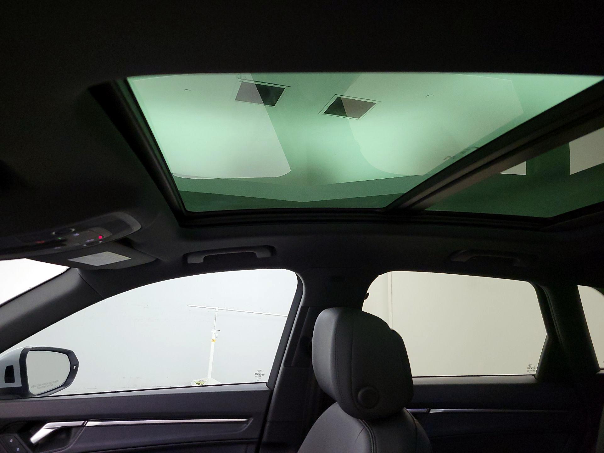 Thumbnail: 2024 Audi Q3 - 19