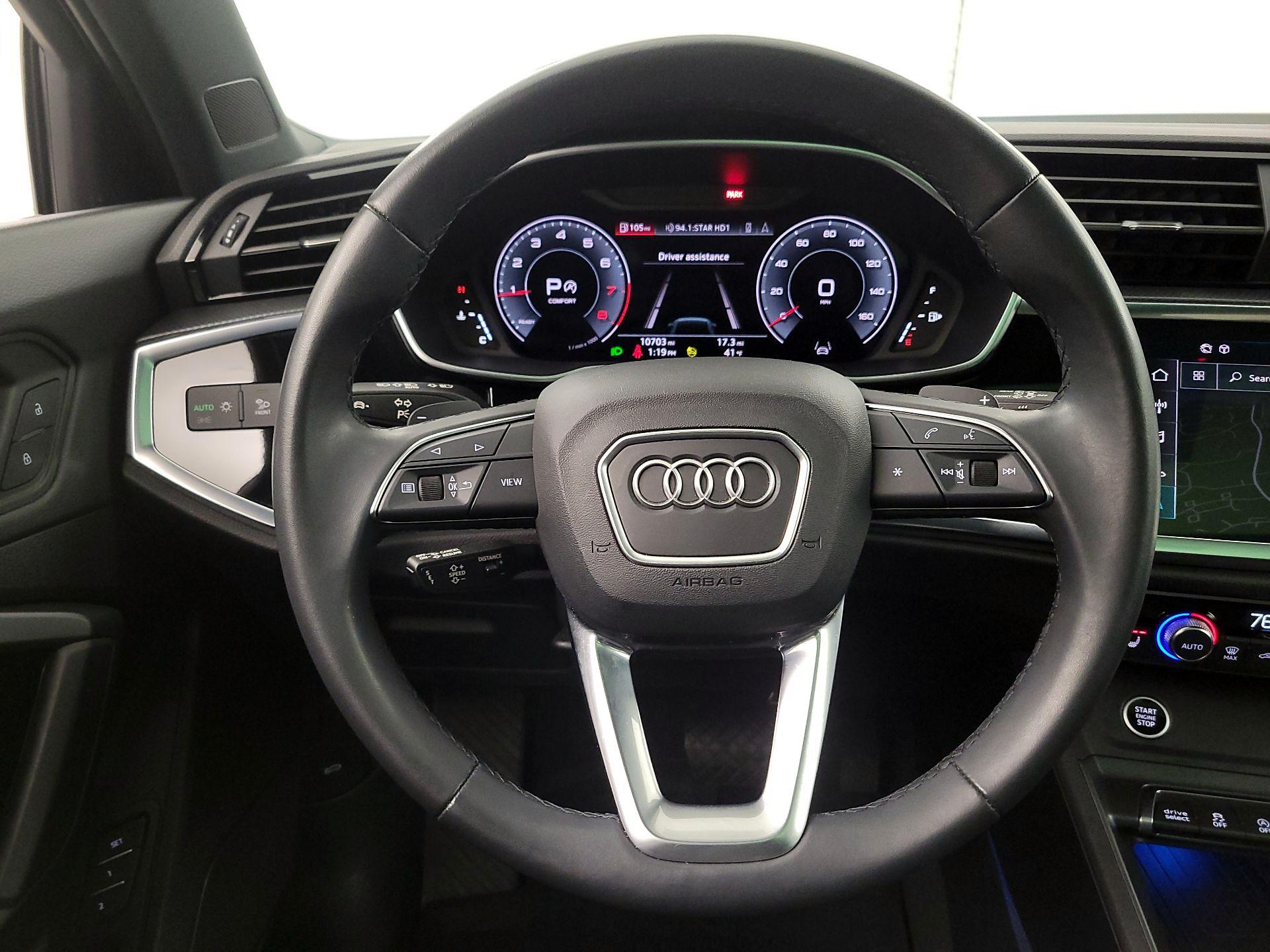 Thumbnail: 2023 Audi Q3 - 10