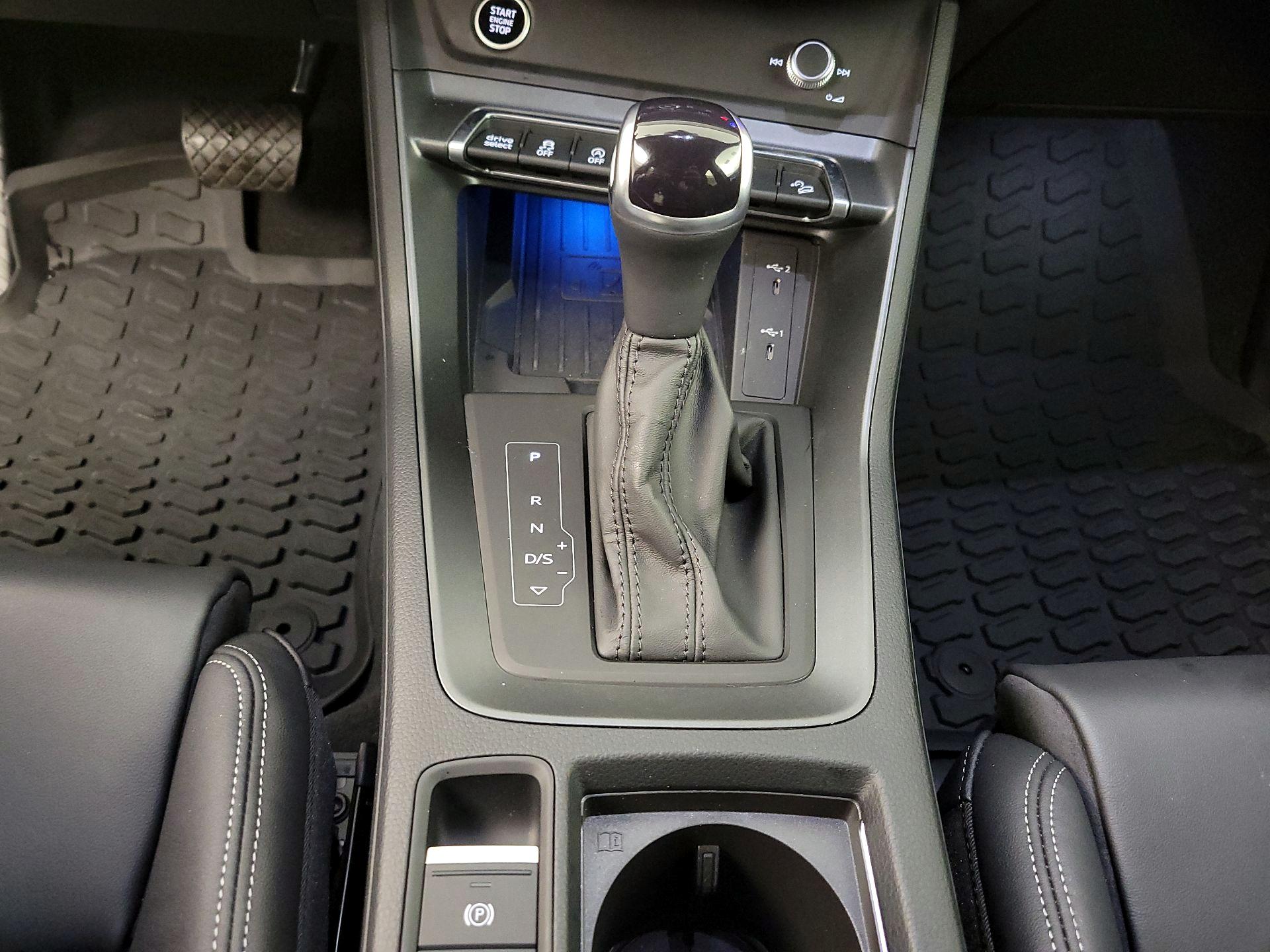 Thumbnail: 2023 Audi Q3 - 18