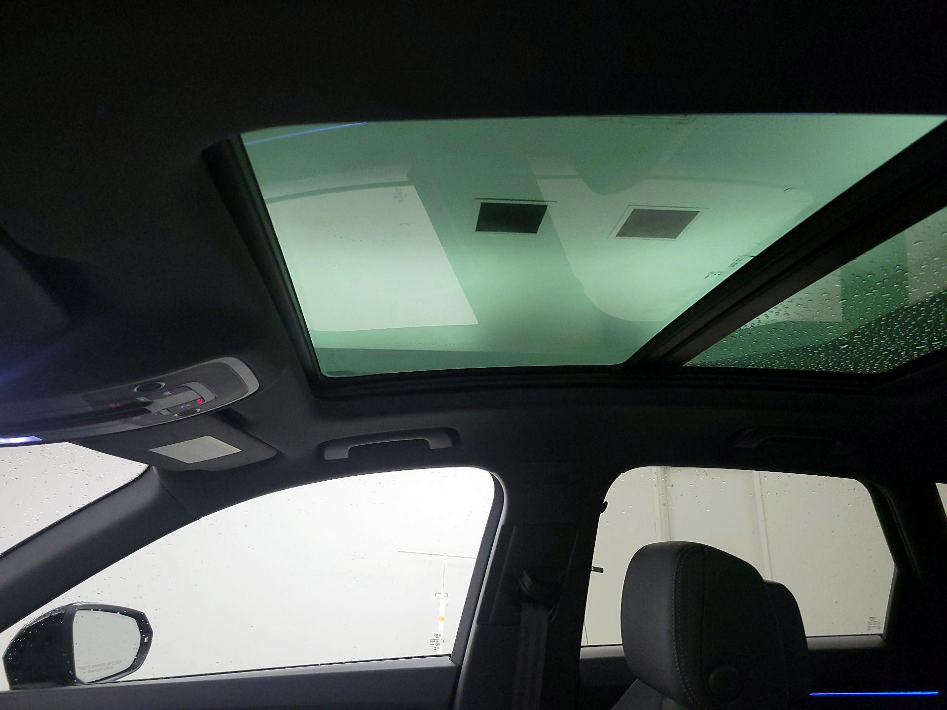 Thumbnail: 2023 Audi Q3 - 20