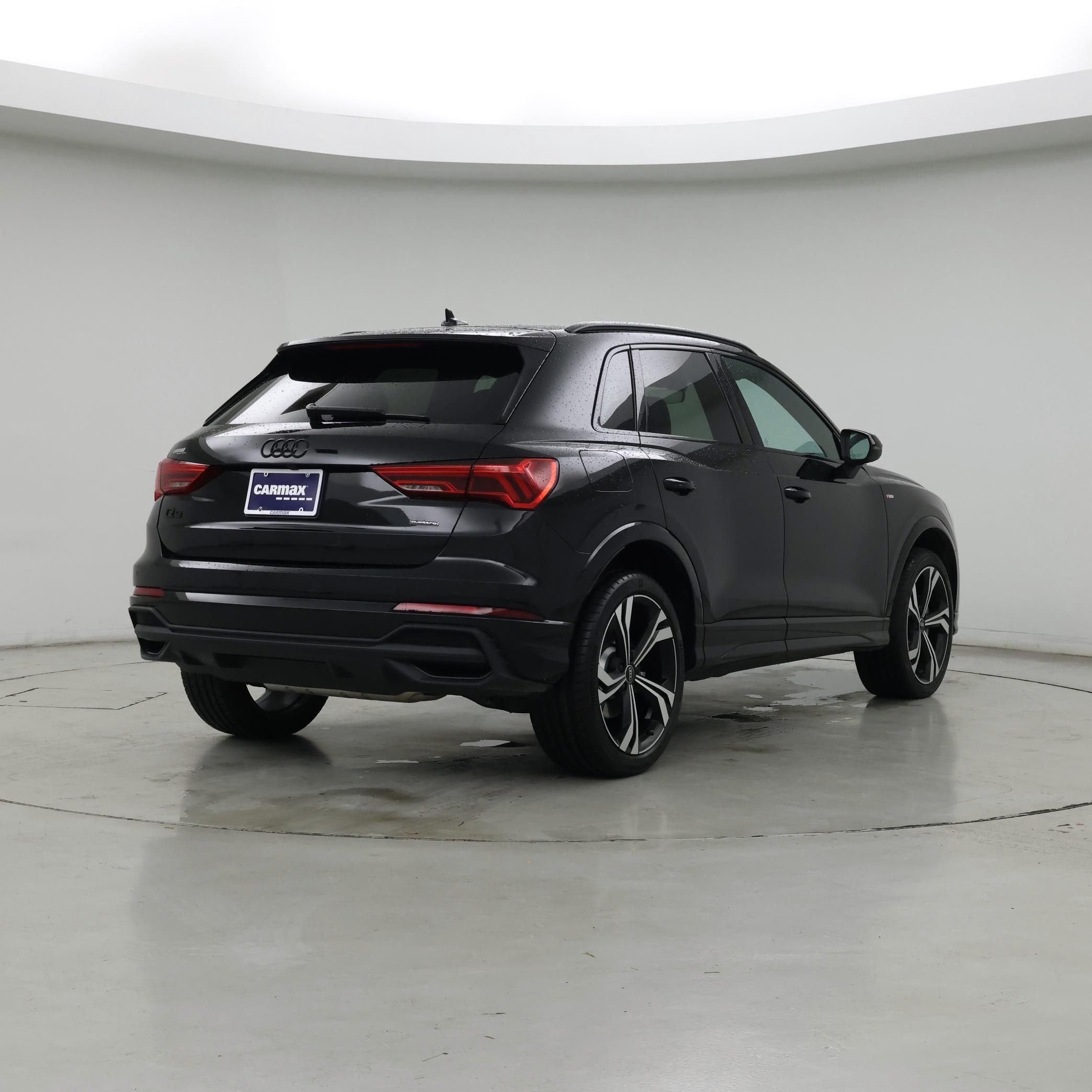 Thumbnail: 2023 Audi Q3 - 8