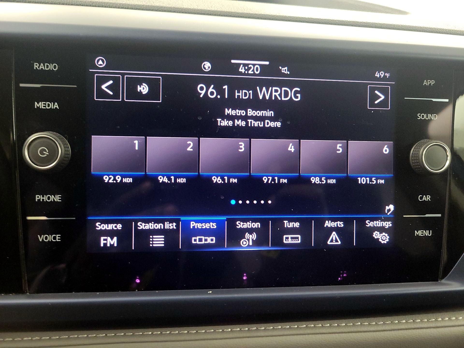 Thumbnail: 2024 Volkswagen Taos - 15