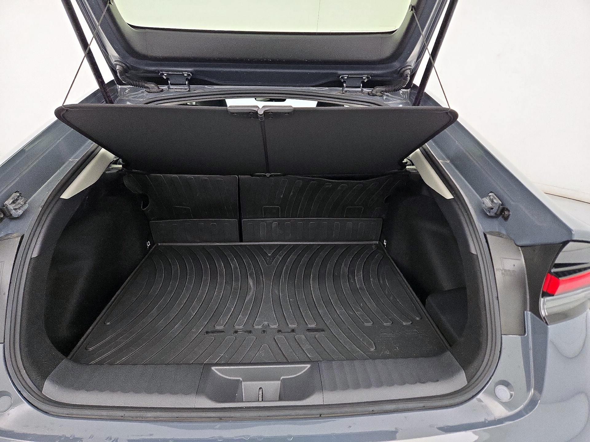 Thumbnail: 2024 Toyota Prius - 20