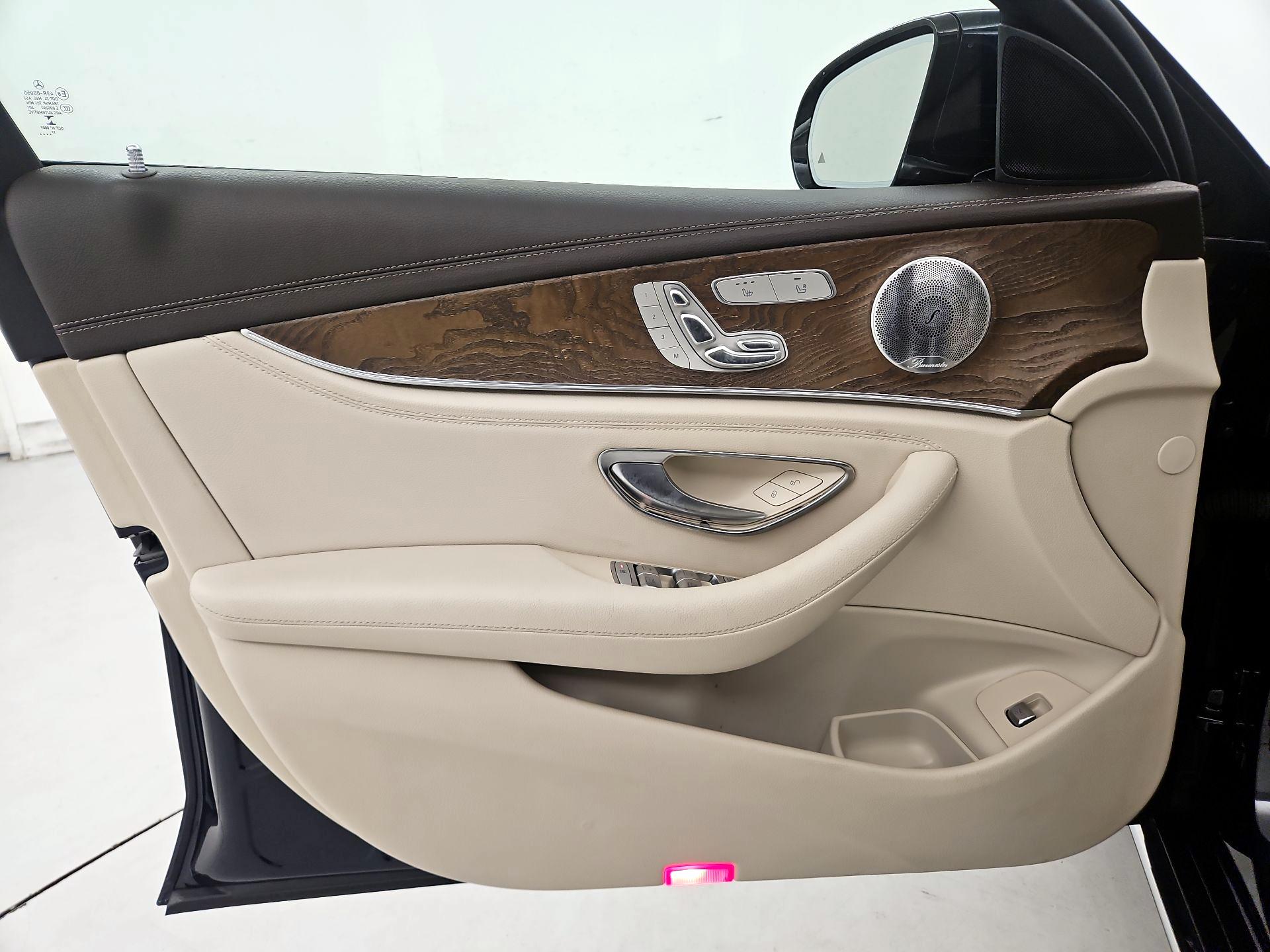 Thumbnail: 2018 Mercedes-Benz E-Class - 12