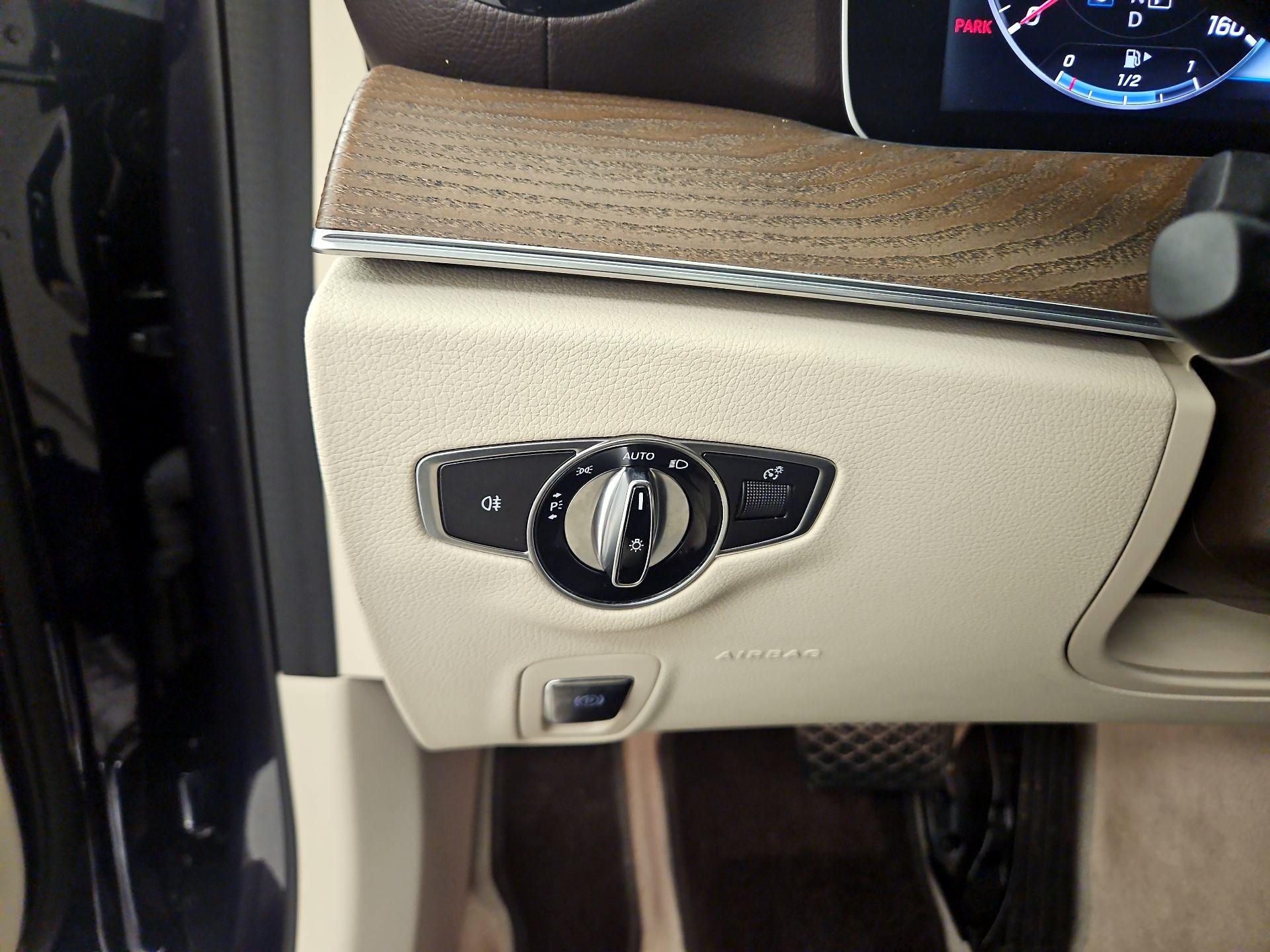 Thumbnail: 2018 Mercedes-Benz E-Class - 13