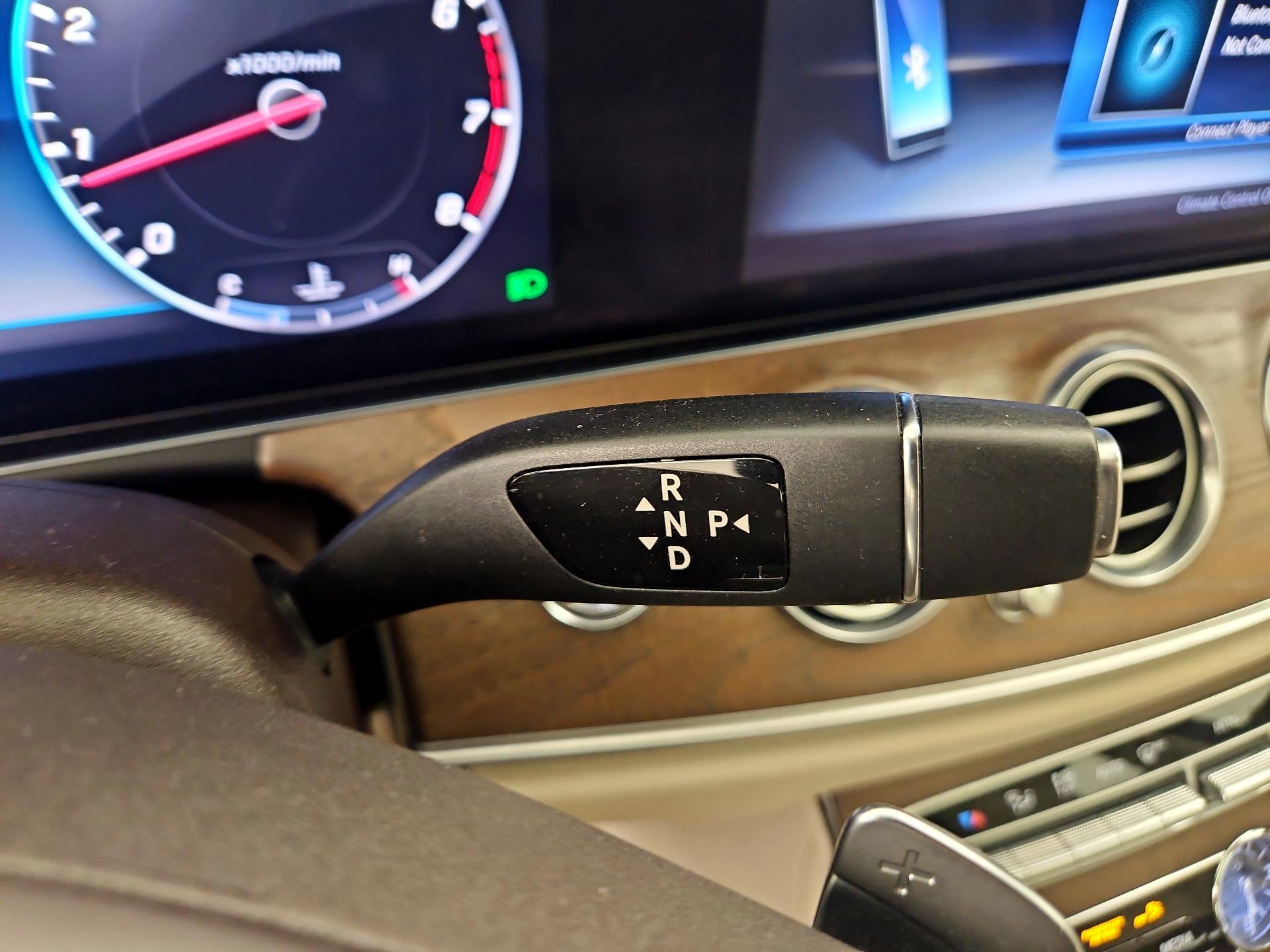 Thumbnail: 2018 Mercedes-Benz E-Class - 18